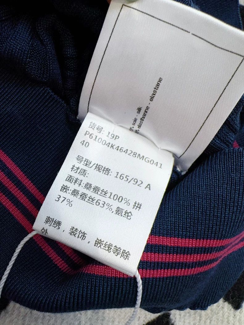 Chanel Chanel 19p dark blue stitching red border No. 31 number do Size S / US 4 / IT 40 - 7 Thumbnail