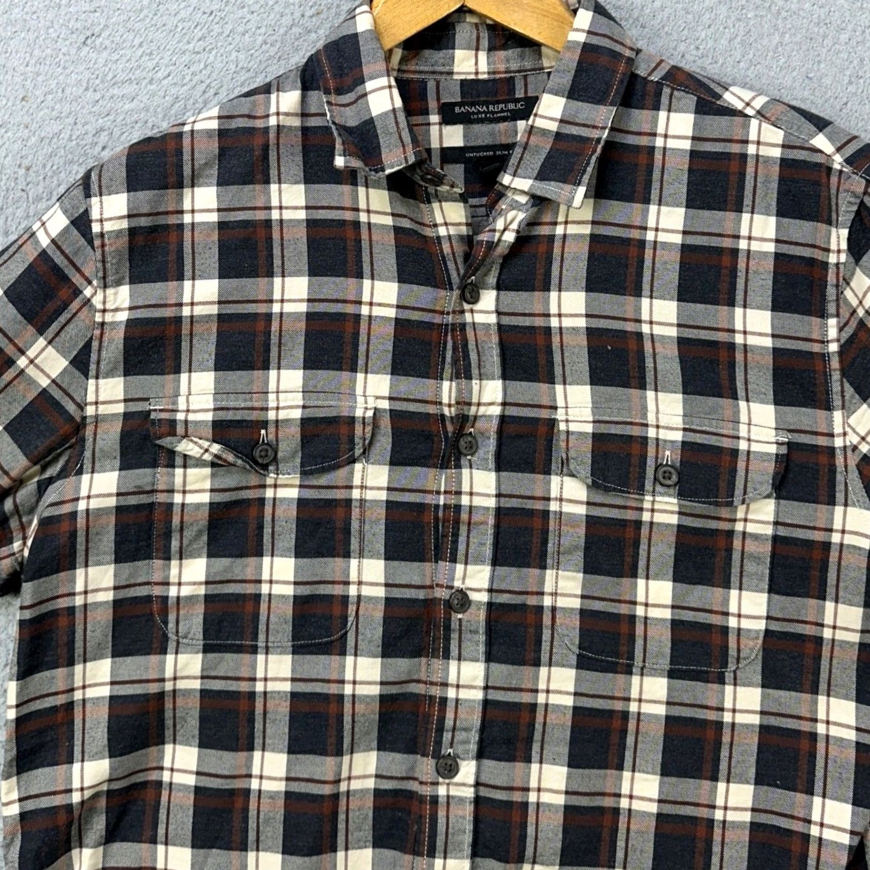 Banana Republic Banana Republic Luxe Flannel Slim Fit Shirt Button Up Mens Medium Gray Pockets | 100% Cotton | Plaid | Long Sleeve | Button-Up | Preppy Size US M / EU 48-50 / 2 - 4 Thumbnail