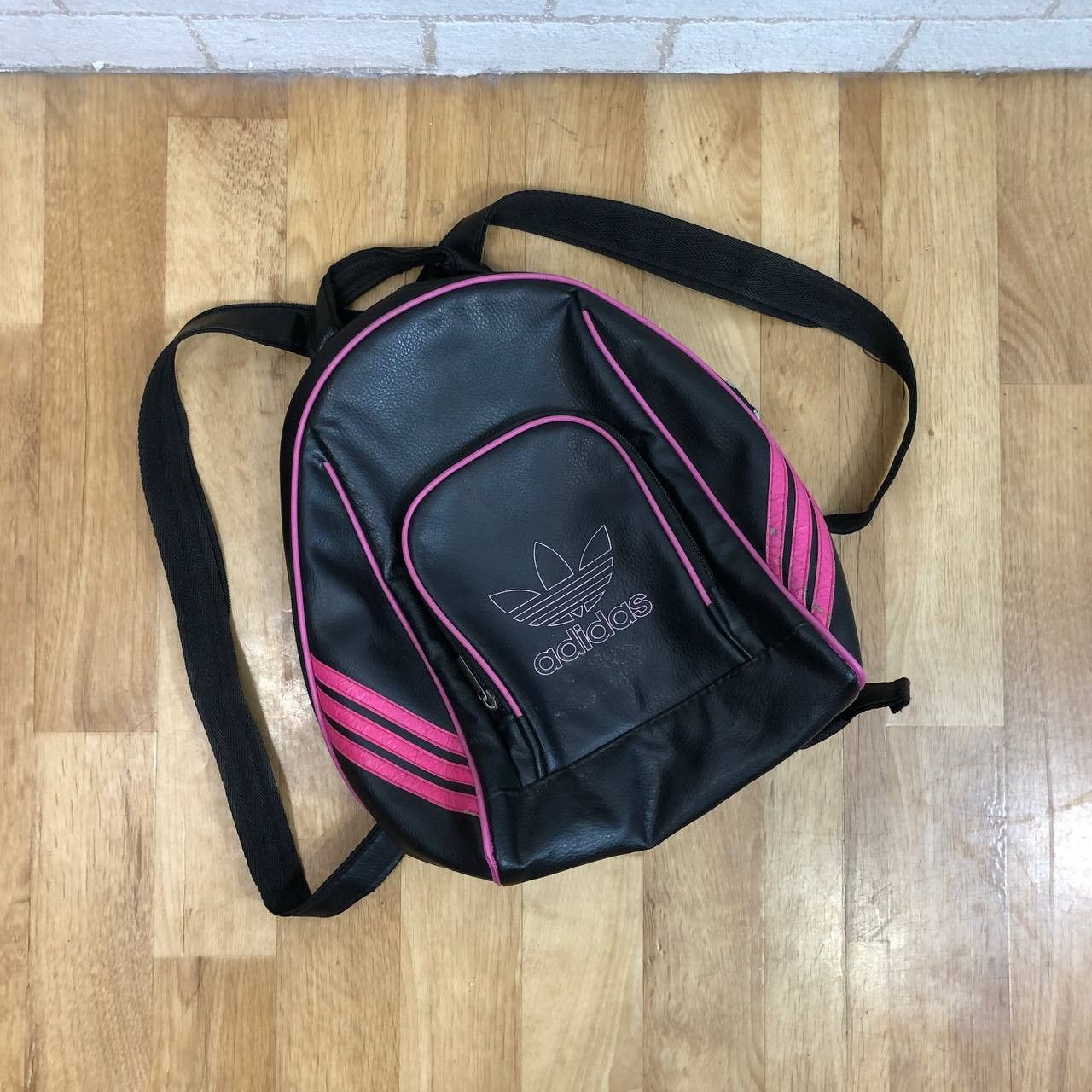 Adidas Adidas vintage 90s crossbody bag sling bag y2k | Grailed