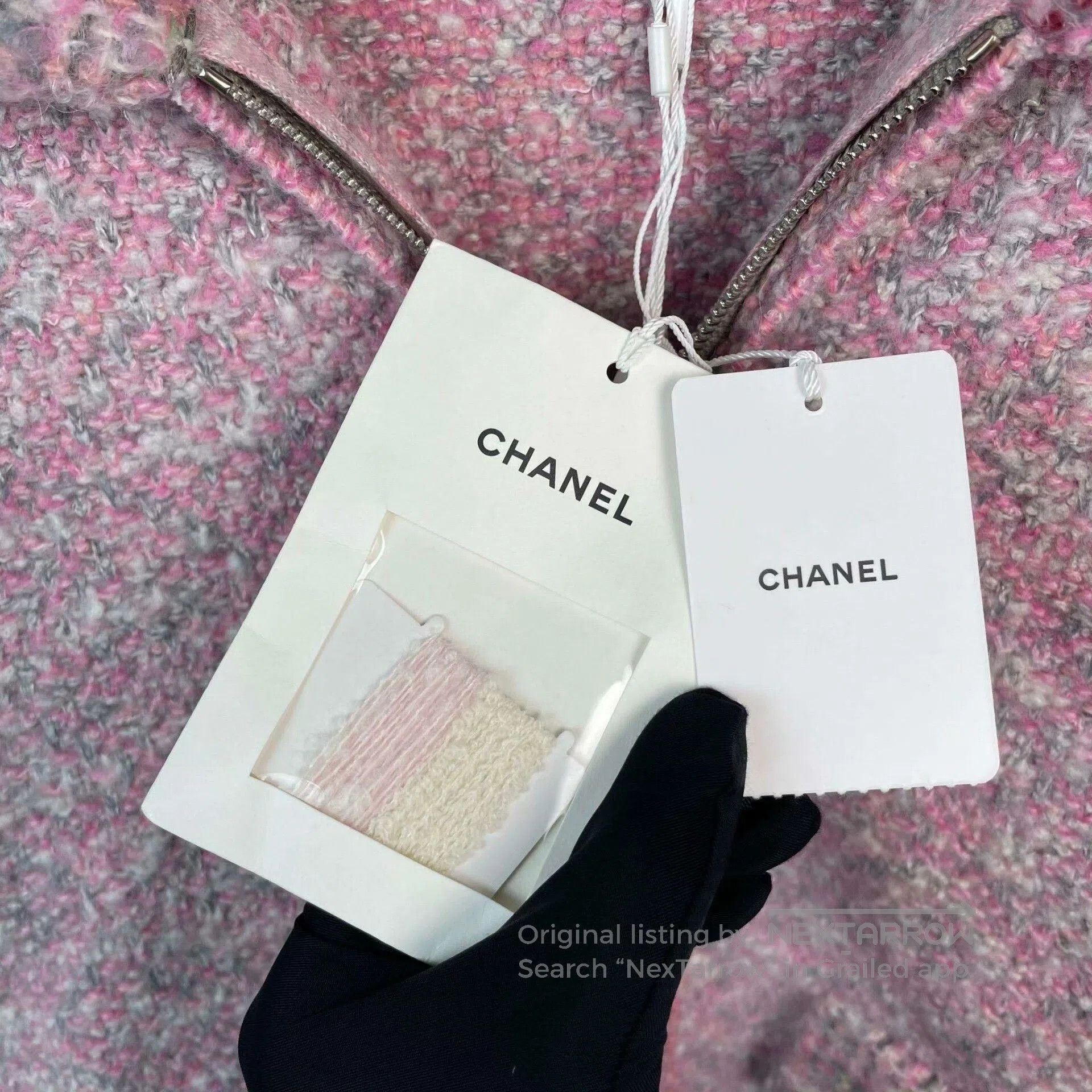 Chanel Chanel 25B Pink Tweed Jacket. Size S / US 4 / IT 40 - 4 Thumbnail