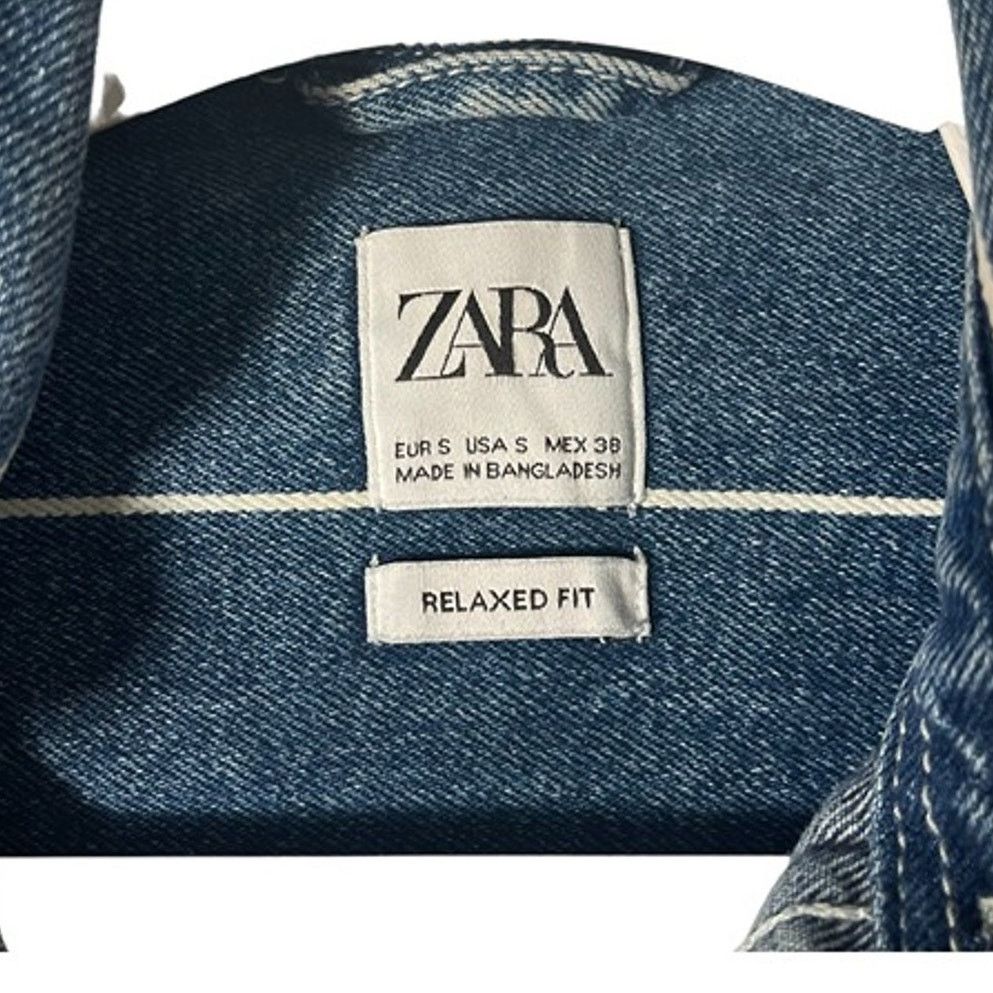 Zara Zara Denim Striped Shirt Blue Relaxed Fit Womens Size S USED Size S / US 4 / IT 40 - 4 Thumbnail