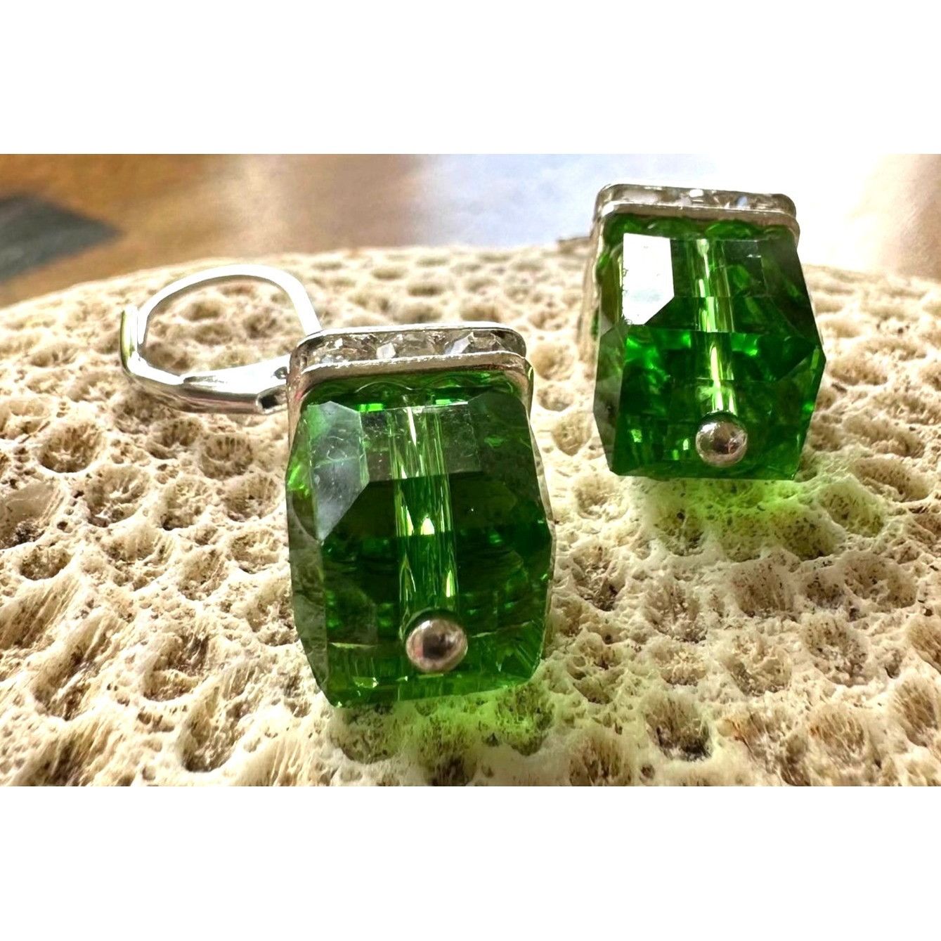 Designer × Handmade Light Emerald Earrings New Square Cube Rhinestones Wedding B Size ONE SIZE - 9 Thumbnail