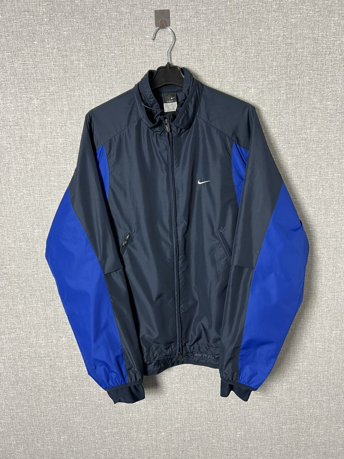 Nike Vintage Nike Swoosh Nylon Windbreaker Track Jacket Drill Size US L / EU 52-54 / 3 - 1 Thumbnail