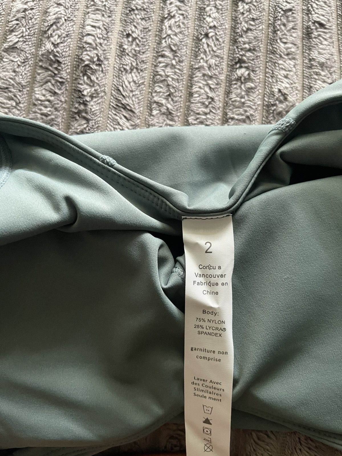 Lululemon Lululemon Workout Top Size XS / US 0-2 / IT 36-38 - 3 Thumbnail