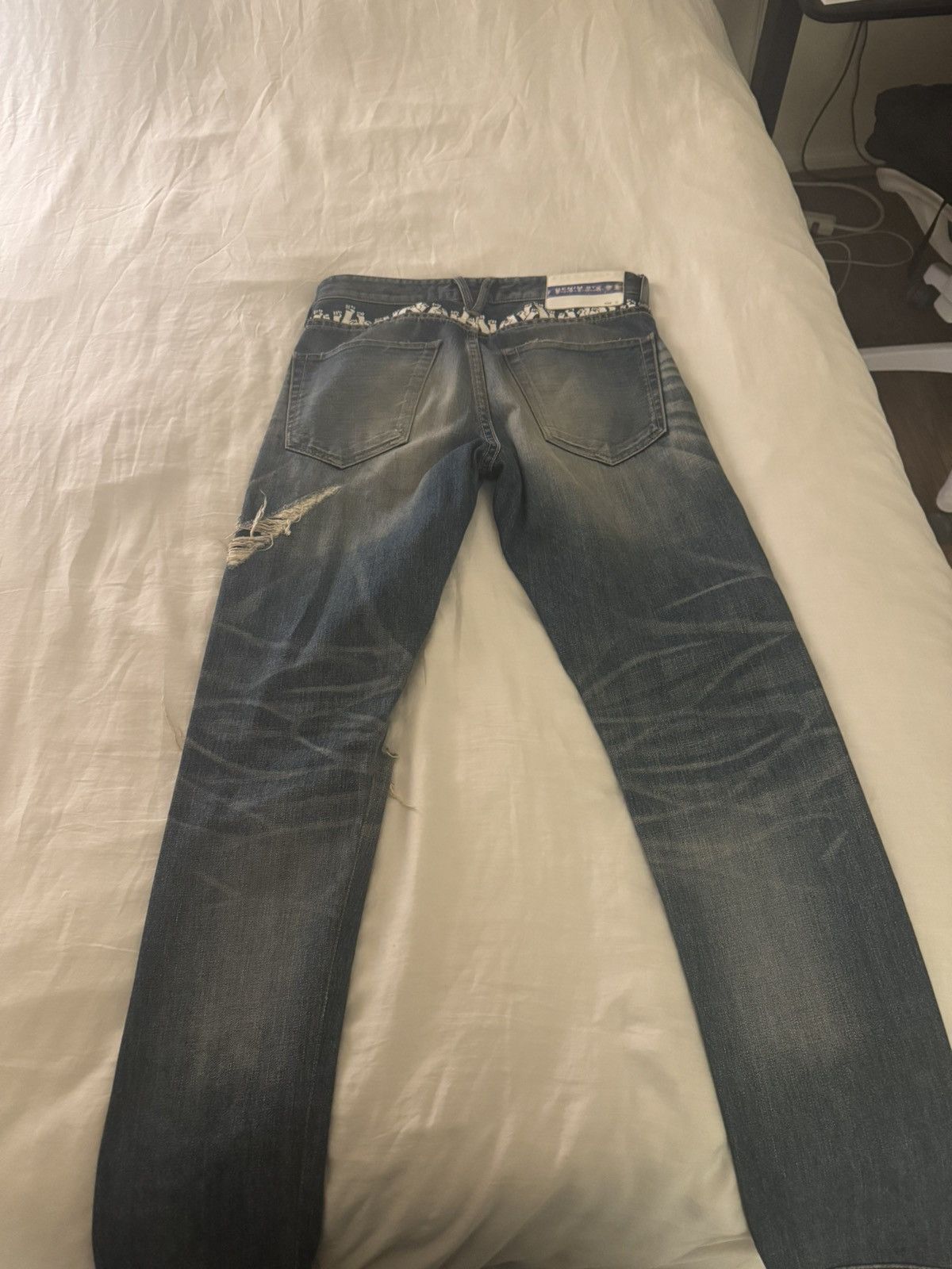 Fragment Design Thunderbolt Fragment Hiroshi Fujiwara Distressed Denim Size US 32 / EU 48 - 2 Thumbnail
