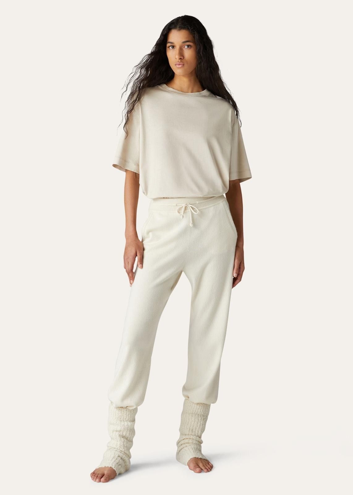 Loro Piana o1srvl11e1024 Cocooning Short Sleeve T-Shirt in Off White Size M / US 6-8 / IT 42-44 - 5 Thumbnail