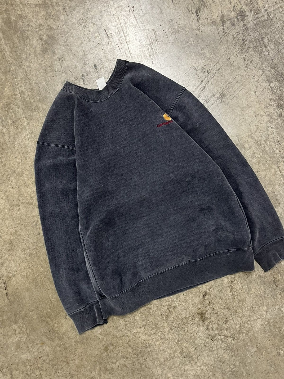 Carhartt Carhartt vintage faded black charcoal gray rugged wear crew Size US XL / EU 56 / 4 - 4 Thumbnail