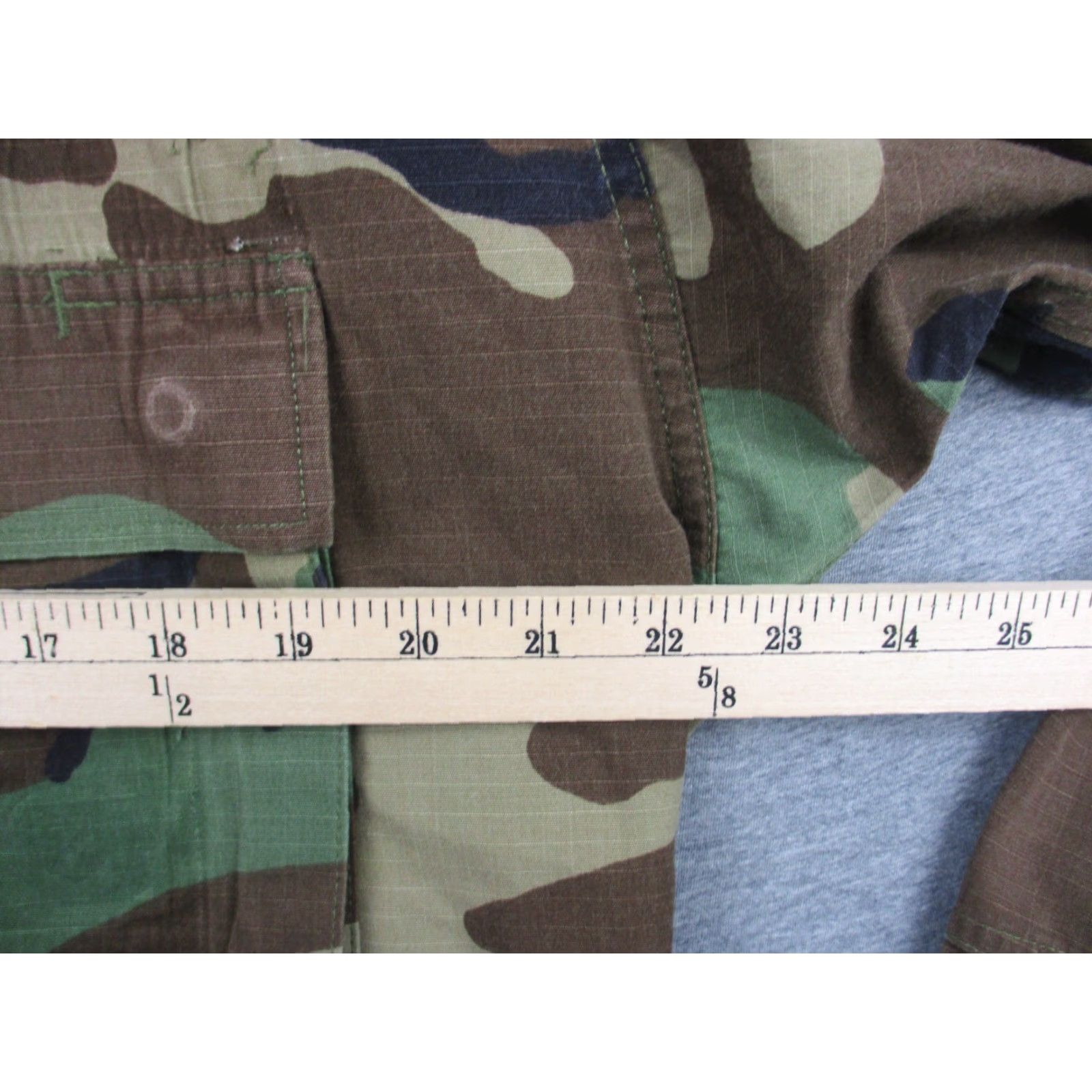 Vintage VINTAGE US Army Military Camo Hot Weather Coat Long Sleeve Medium Woodland Combat Coat Size US M / EU 48-50 / 2 - 5 Thumbnail