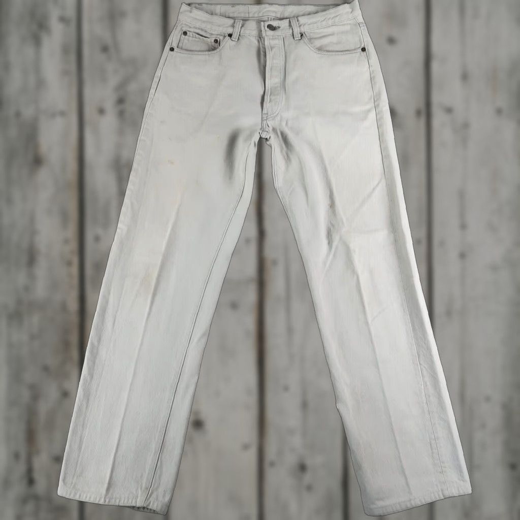 Levi's VINTAGE Levi's 501 Jeans Gray 34x36 Denim 80s USA Regular Straight Mens Regular Fit 5-Pocket Belt Loops Button Loose/Light Wear Size US 34 / EU 50 - 1 Thumbnail