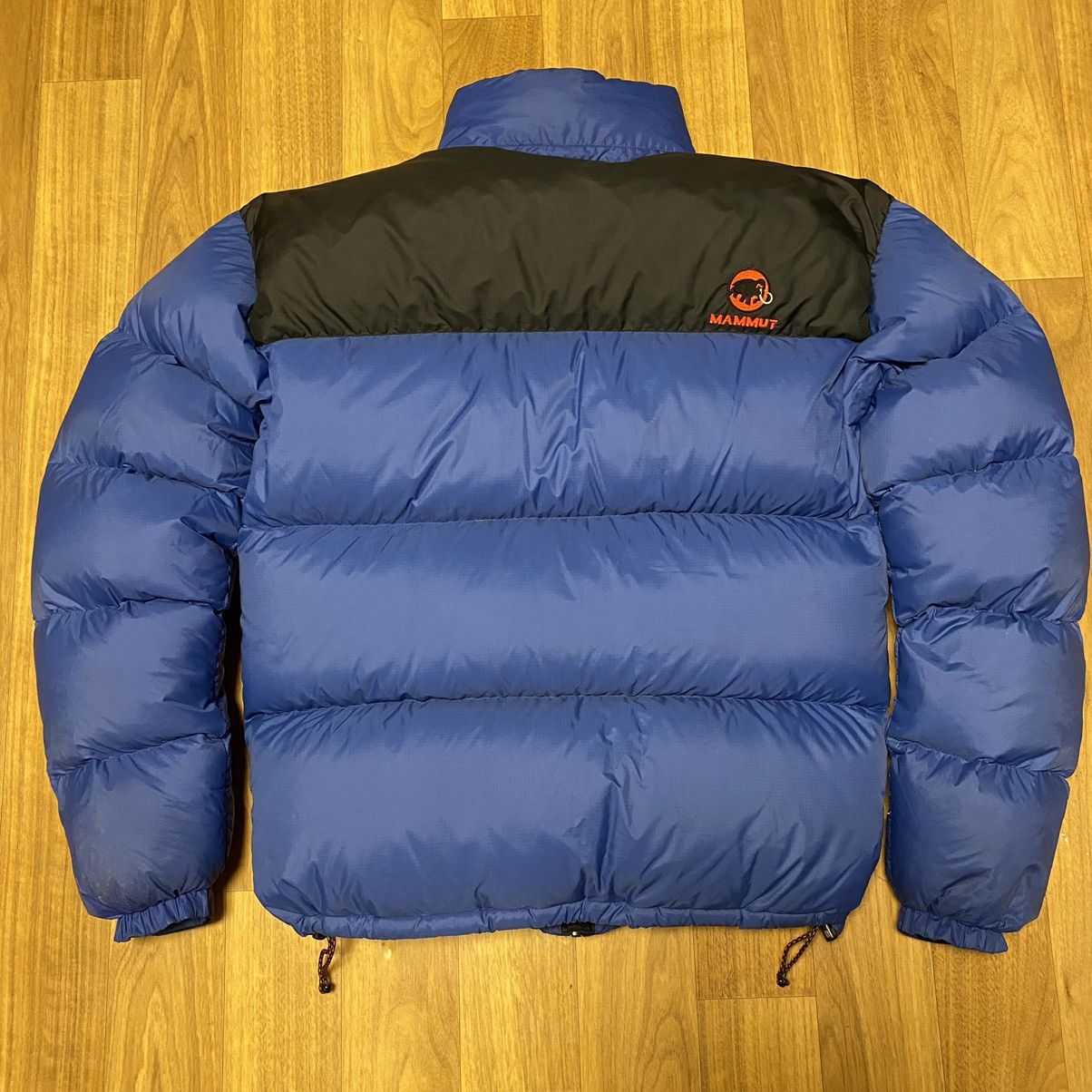 Vintage Mammut Mans Down Jacket Puffer Size US L / EU 52-54 / 3 - 2 Thumbnail