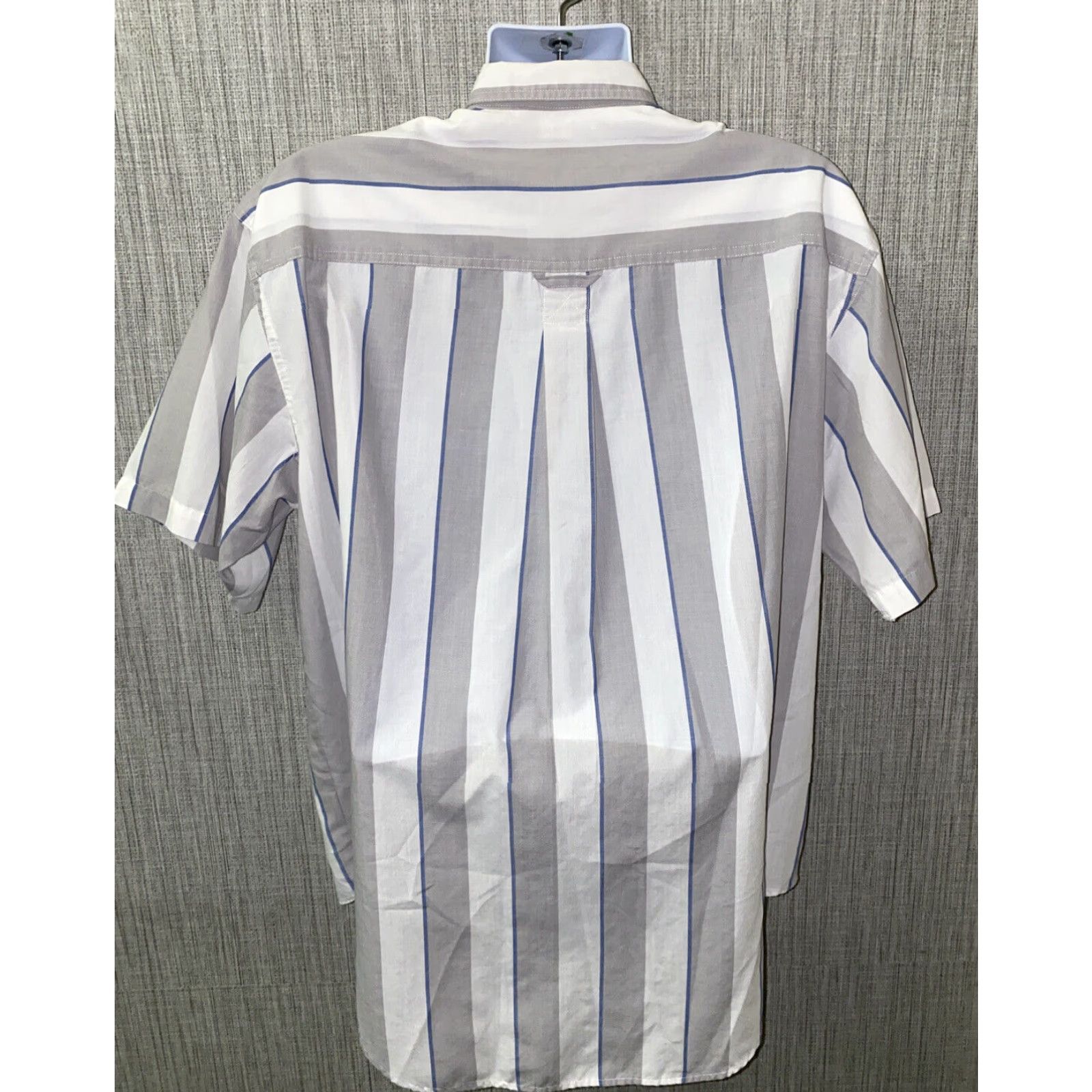 Levi's Levi’s Silver Label Mens Striped Short Sleeve Button Front Shirt XL Multicolor Button-Up Casual Shirts Men Regular Size XL Size US XL / EU 56 / 4 - 5 Thumbnail