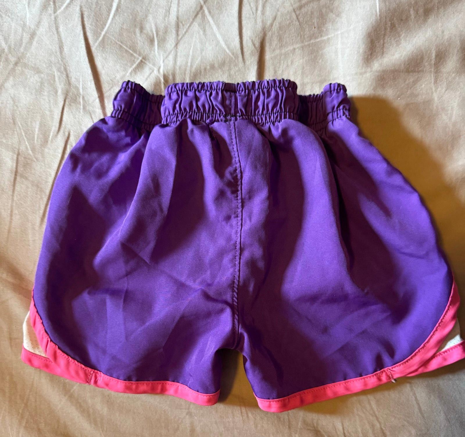 Under Armour 2T Under Armour Shorts Pink Purple Black Size 24" / US 00 / IT 34 - 2 Thumbnail