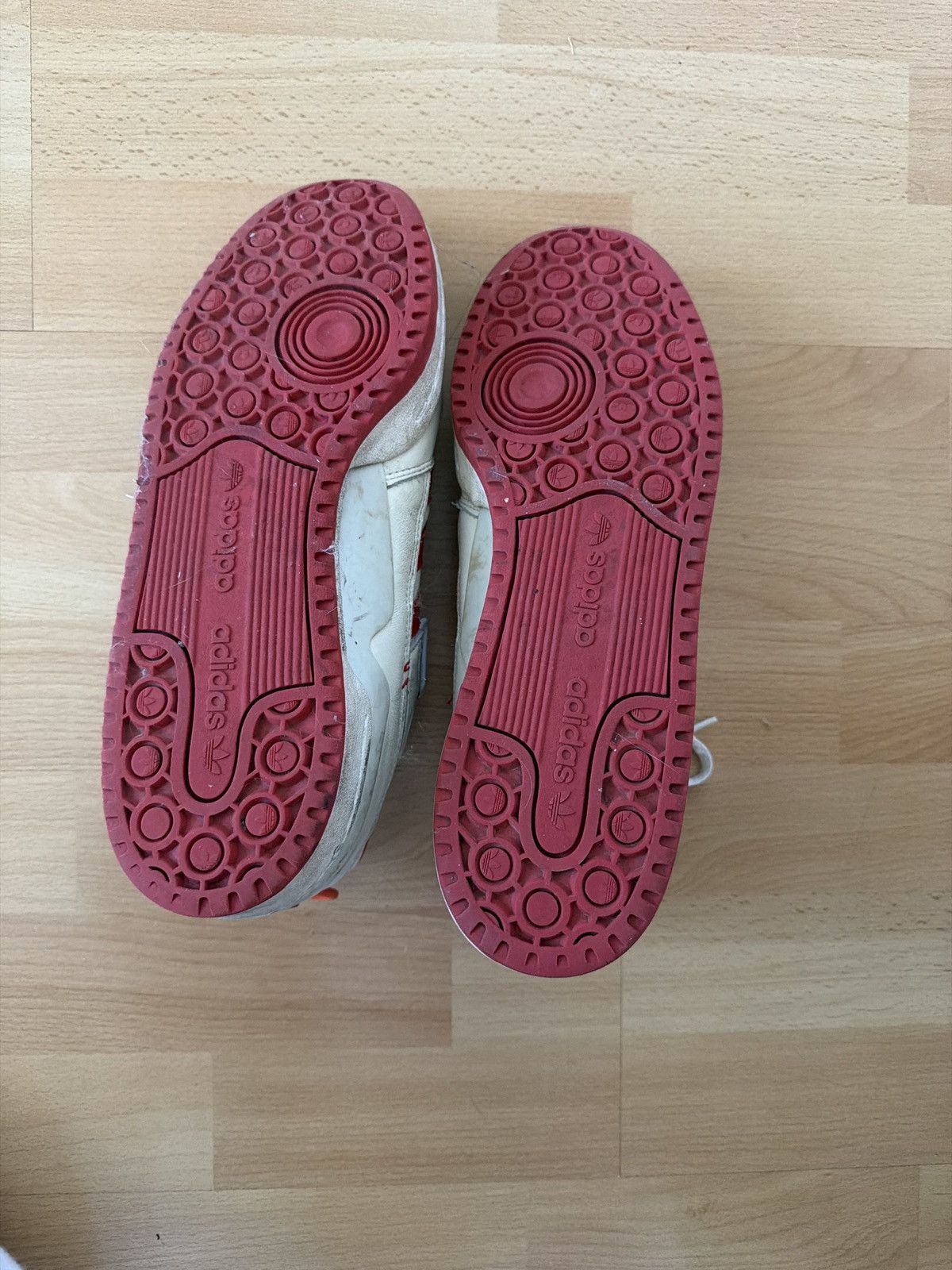 Adidas Adidas Home Alone Forum Size US 10 / EU 43 - 5 Thumbnail