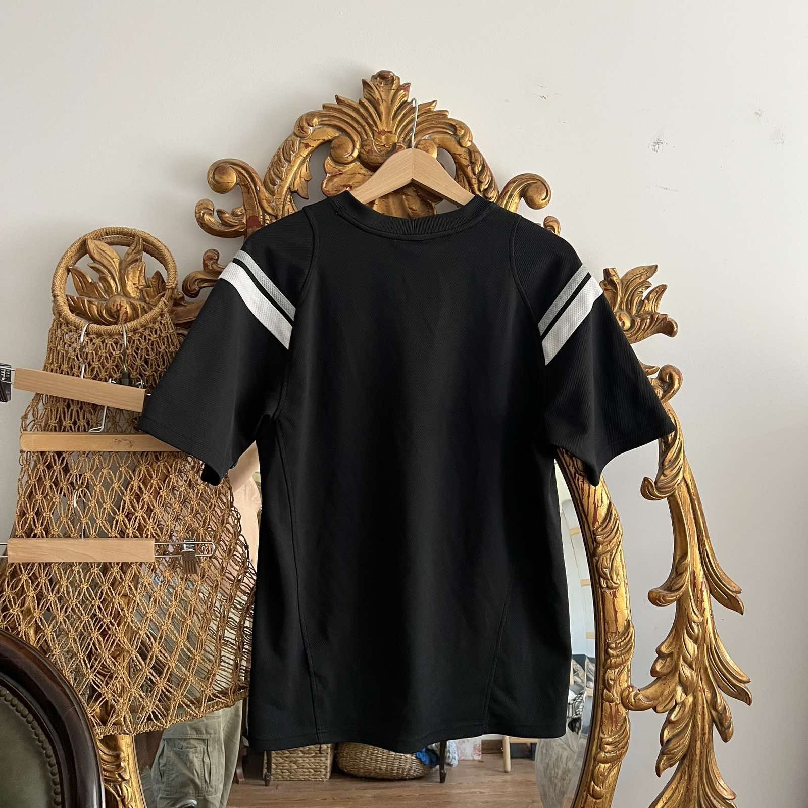 Nike Center Logo T Shirt Tee Vintage Sz M