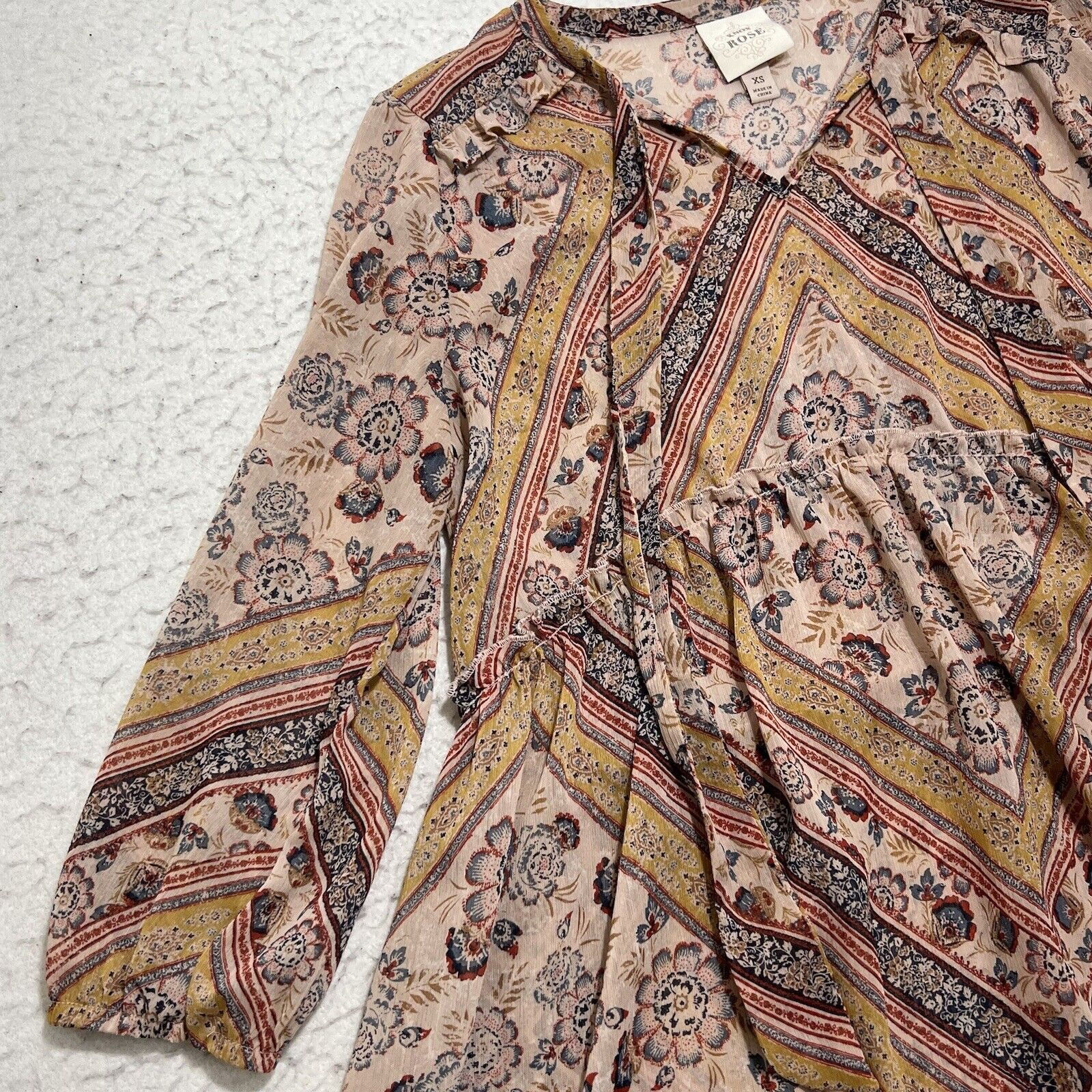 Target Basics Knox Rose 3/4 Sleeve Aztec Floral Pink V-Neck Blouse Top Size XS / US 0-2 / IT 36-38 - 5 Thumbnail