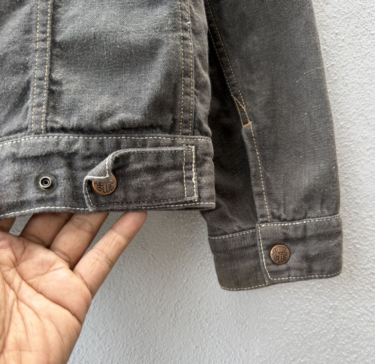 Blue Blue Japan Vintage Blue Blue Japan Denim Trucker Jacket Size US L / EU 52-54 / 3 - 14 Thumbnail