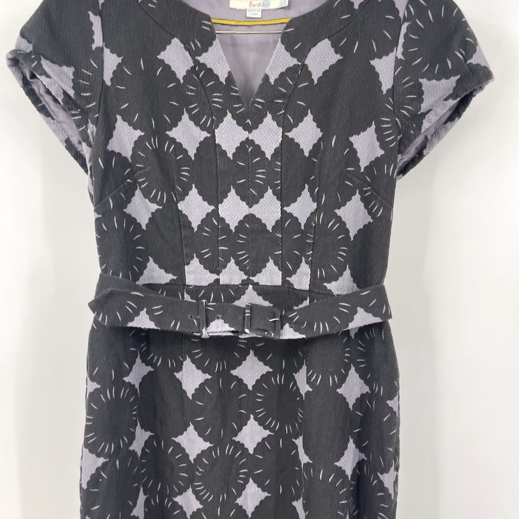 Boden Boden Floral Belted Sheath Dress Womens 8 Gray Cap Sleeve Retro Knee Length Size 30" / US 8 / IT 44 - 3 Thumbnail