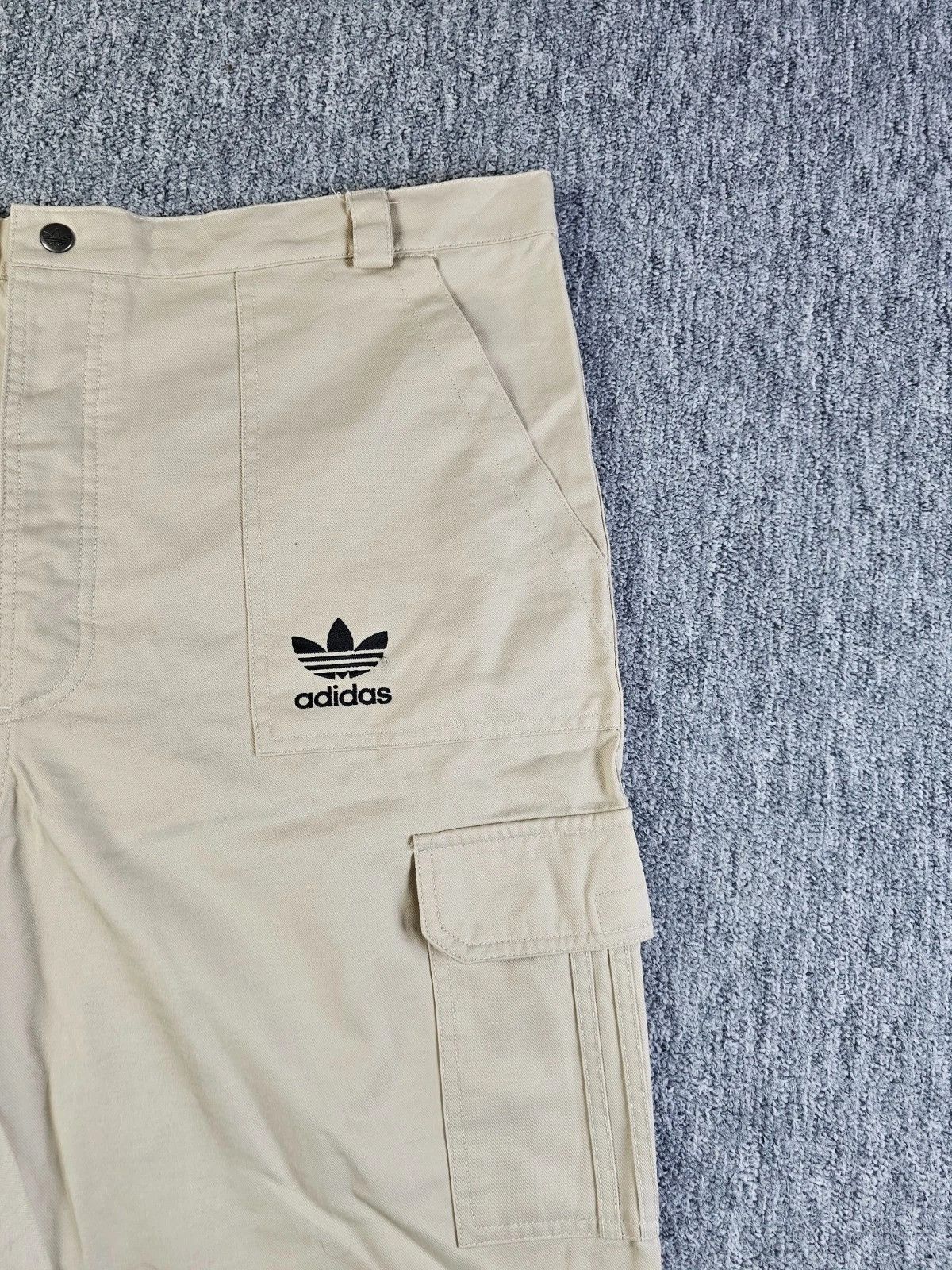 Adidas Adidas Trefoil Vintage Cargo Shorts Beige Cotton Men XL Y2K Size US 40 / EU 56 - 2 Thumbnail