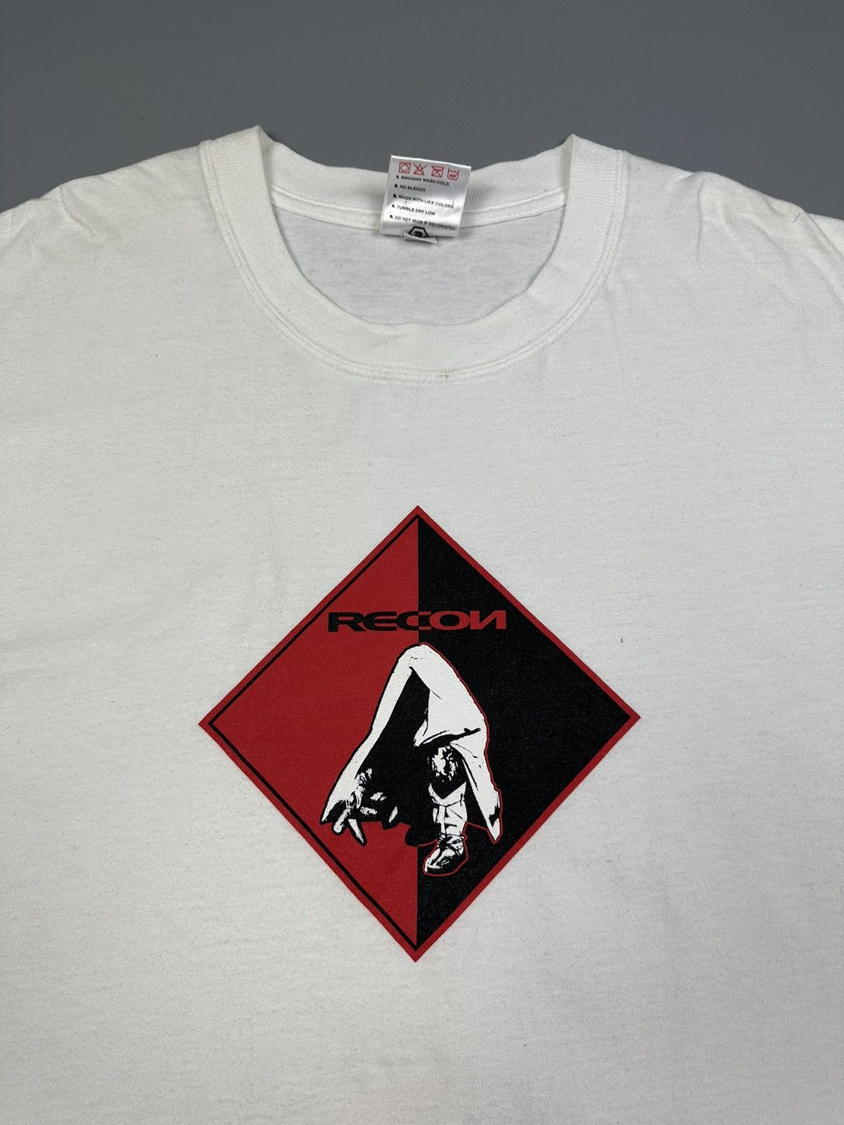 Japanese Brand × Recon Vintage Recon Centre Logo Tee Size US XL / EU 56 / 4 - 3 Thumbnail