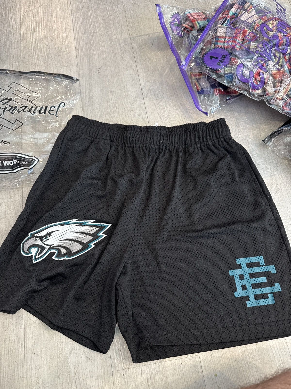Eric Emanuel x Eagles shorts black