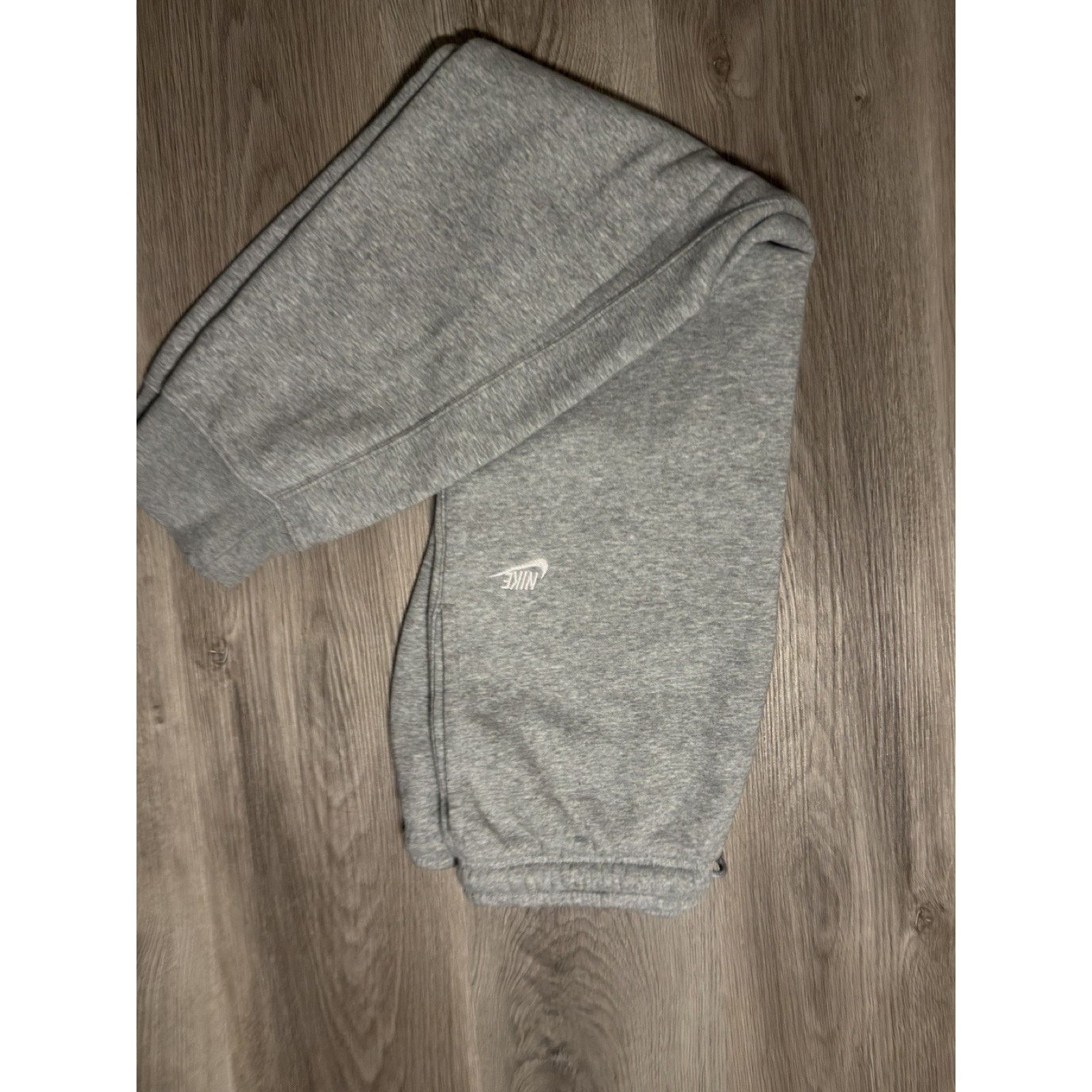 Nike Nike Men's Gray Sweatpants Tapered Pants (J27) Size US 30 / EU 46 - 3 Thumbnail