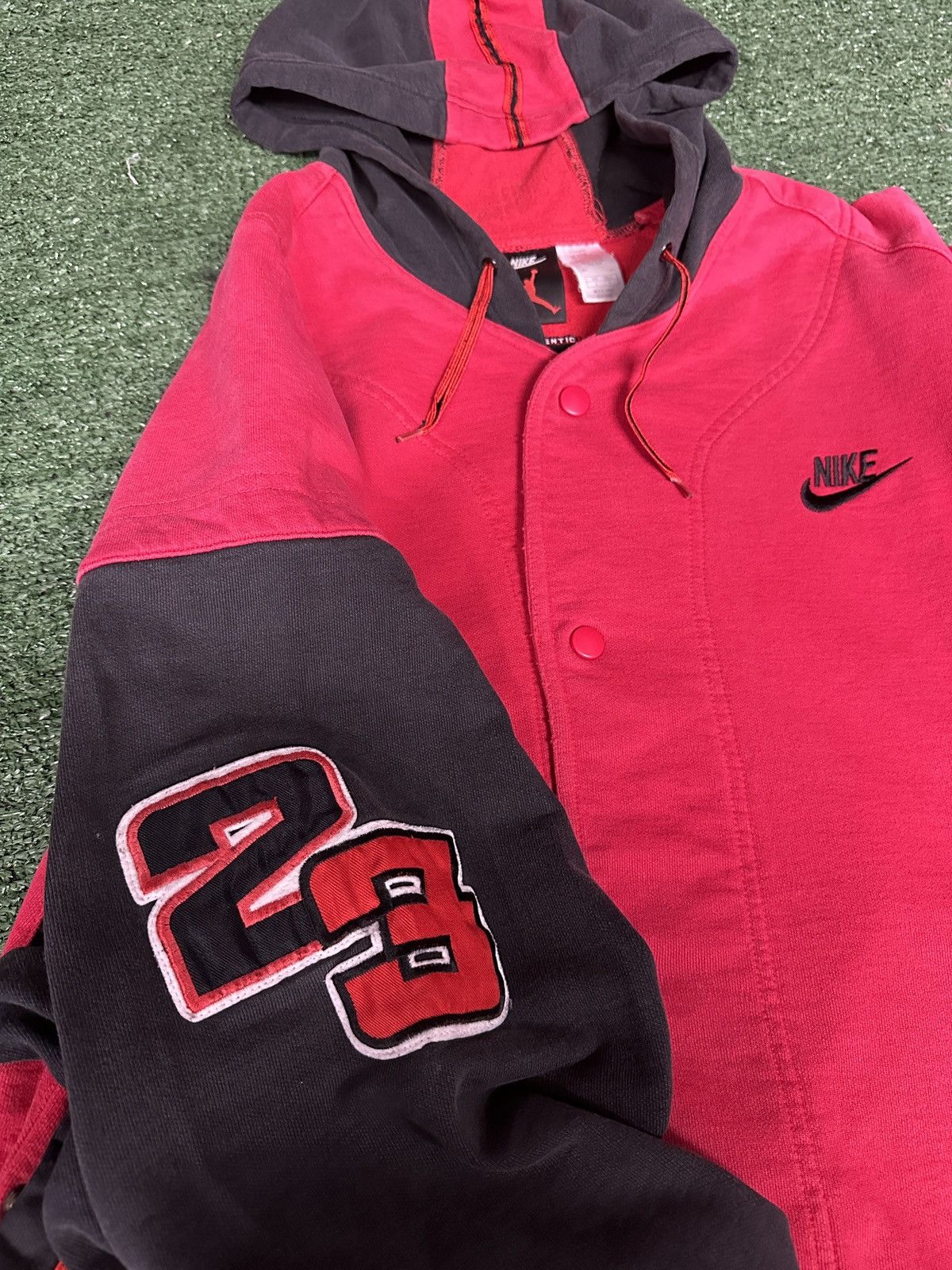 Jordan Brand VTG 90s Nike Air Jordan Varsity Jacket Size US L / EU 52-54 / 3 - 3 Thumbnail