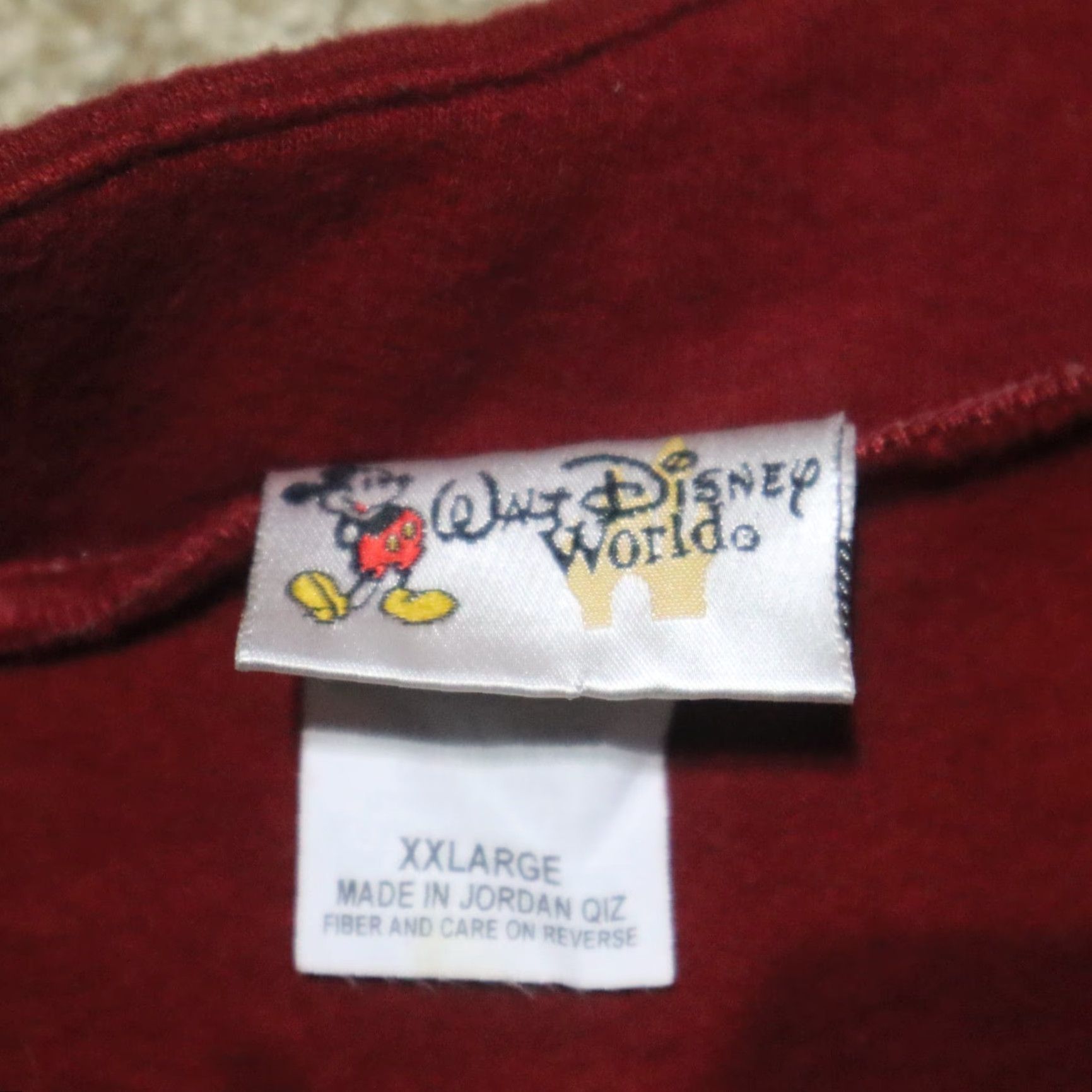Disney VINTAGE Walt Disney World Sweater Shirt Mickey Mouse Christmas Red 2XL Womens Womens, 2XL Red Mickey Mouse Christmas Walt Disney World Shirt Sweater Size XXL / US 16-18 / IT 52-54 - 5 Thumbnail