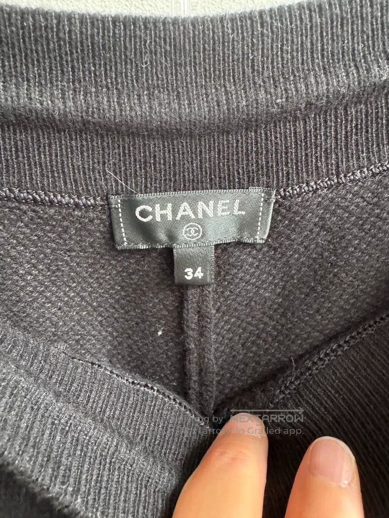 Chanel Chanel Spring and Summer Black Sequined Shorts Size 42" / US 20 - 6 Thumbnail