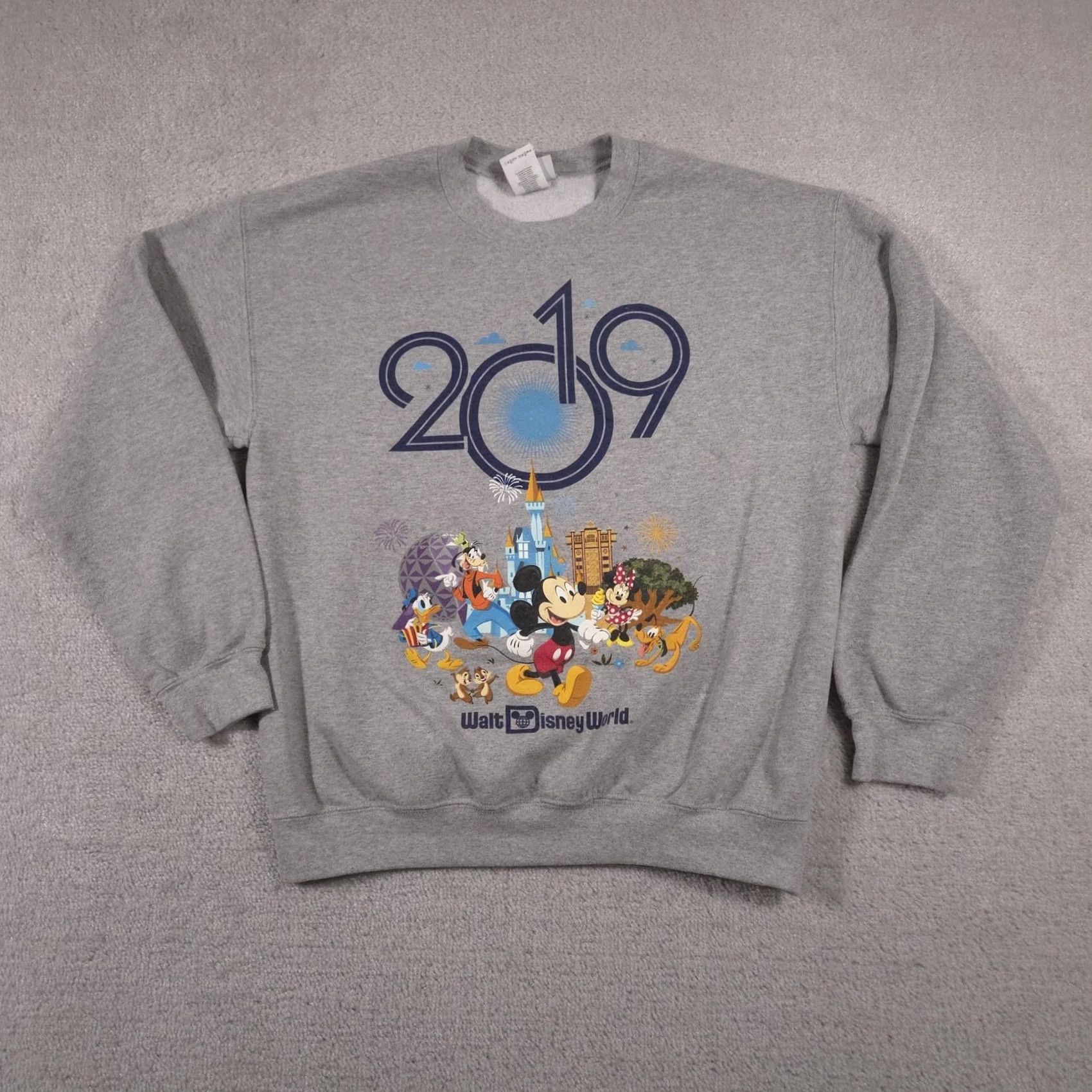Disney Disney Disney Parks Walt Disney World Sweatshirt Mens M Gray 2019 Mickey Minnie Pullover Graphic Print Cartoon Movie Vintage No Size US M / EU 48-50 / 2 - 2 Thumbnail