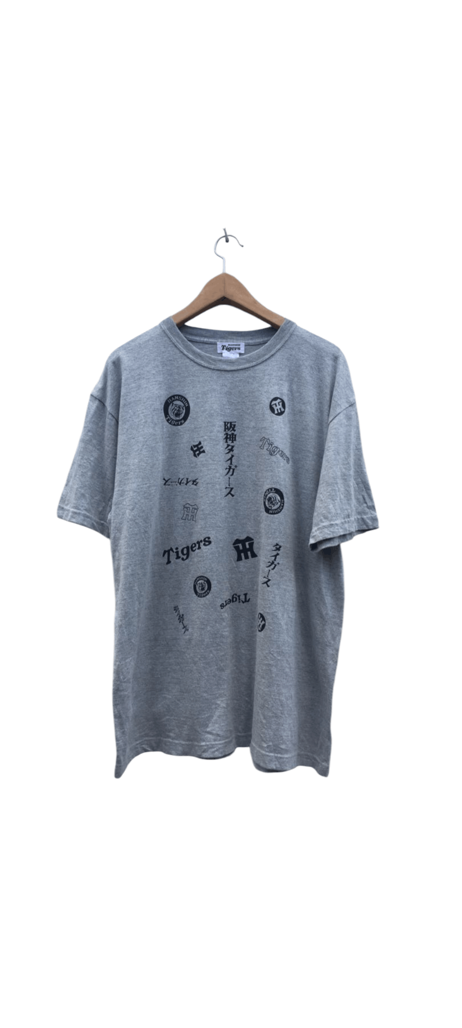 Anime Vintage Hanshin Tigers Tee Size US L / EU 52-54 / 3 - 1 Thumbnail