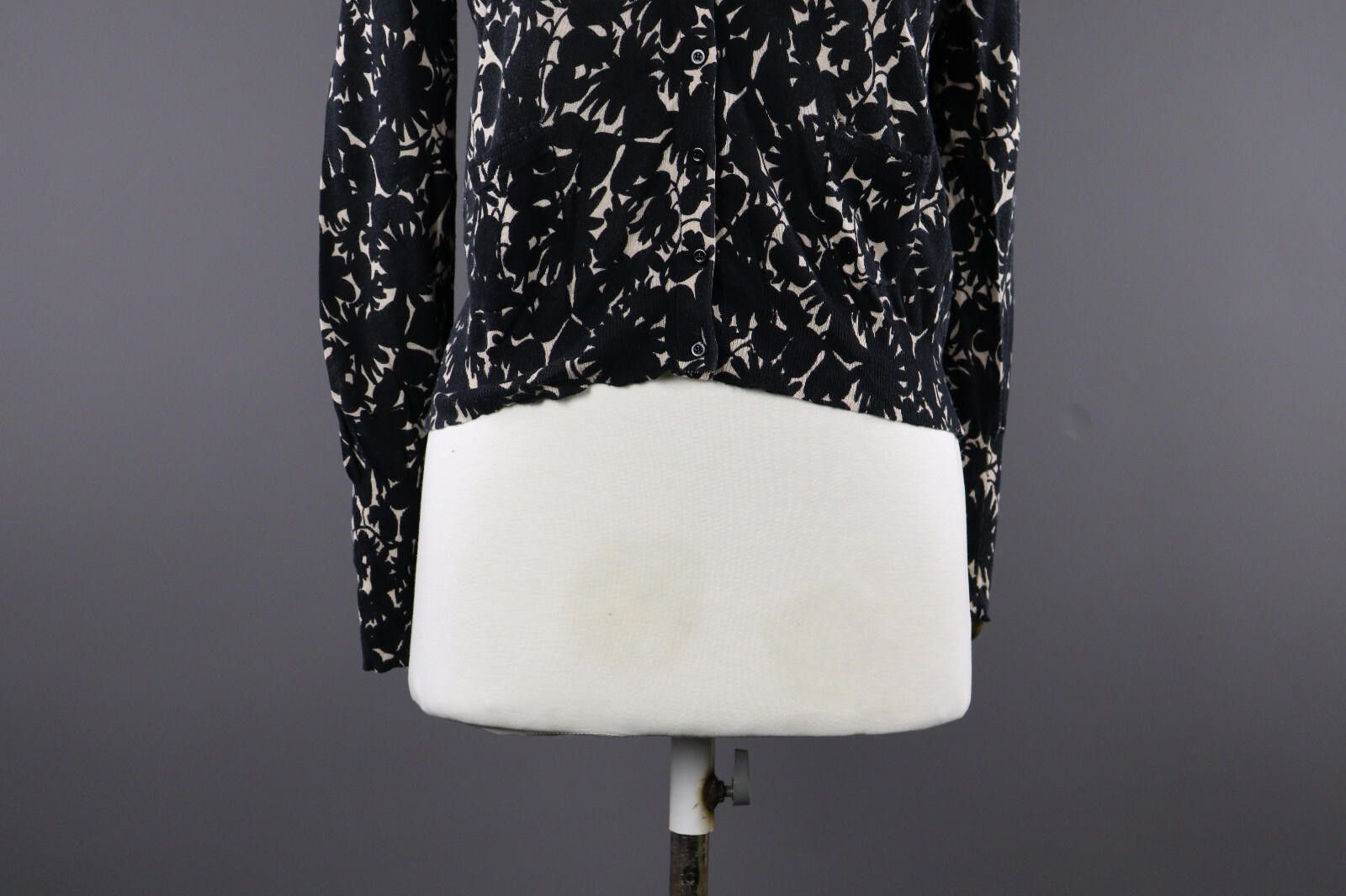 Escada Ladies Escada Sport Floral Casual Cardigan Sweater Size S Size S / US 4 / IT 40 - 3 Thumbnail