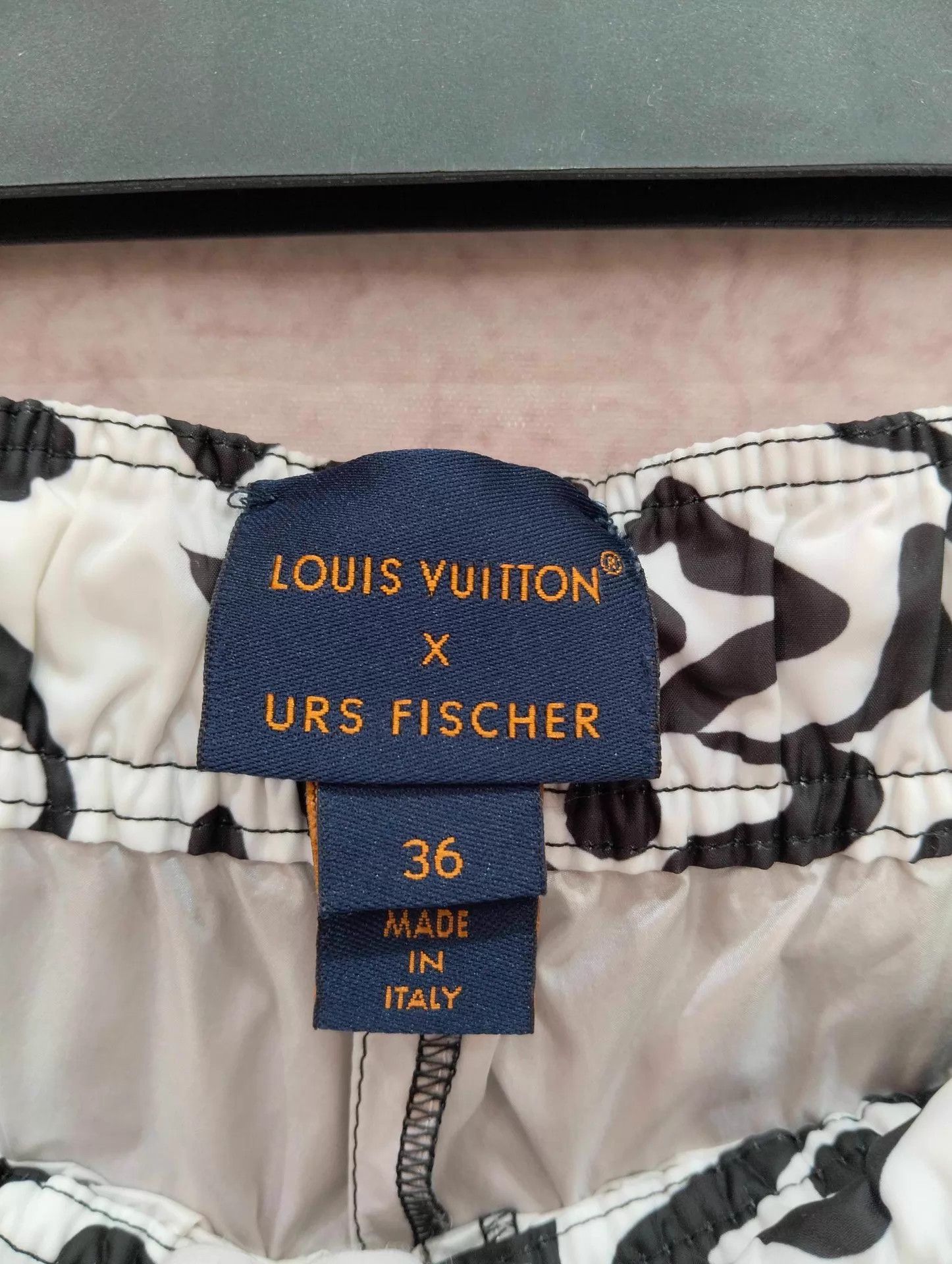 Louis Vuitton LV Patterned Print Mid-Waist Loose Sweatpants Size 36 Size 26" / US 2 / IT 38 - 4 Thumbnail