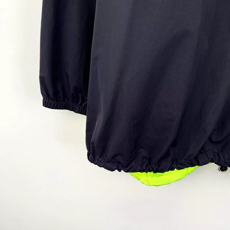 Balenciaga Balenciaga size 37 Color-block monogram print stand-up col Size US S / EU 44-46 / 1 - 5 Thumbnail