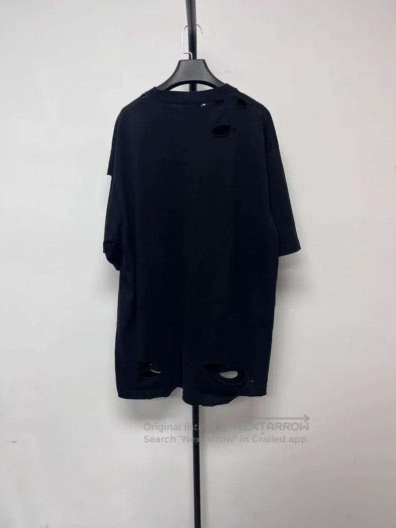 Balenciaga Balenciaga Letter Printed Pattern Ripped Round Neck Short Size US S / EU 44-46 / 1 - 2 Thumbnail