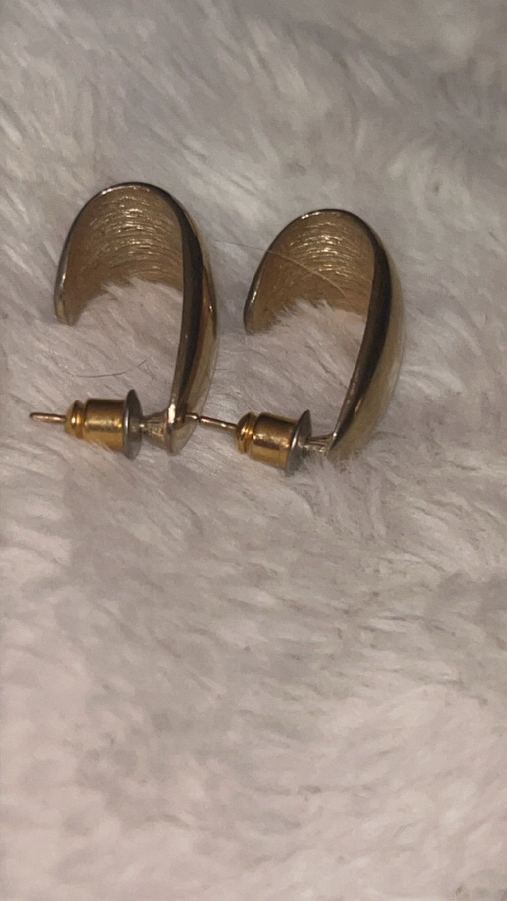 The Unbranded Brand Women's Unbranded Gold Tone Hoop Earrings One Size Size ONE SIZE - 3 Thumbnail