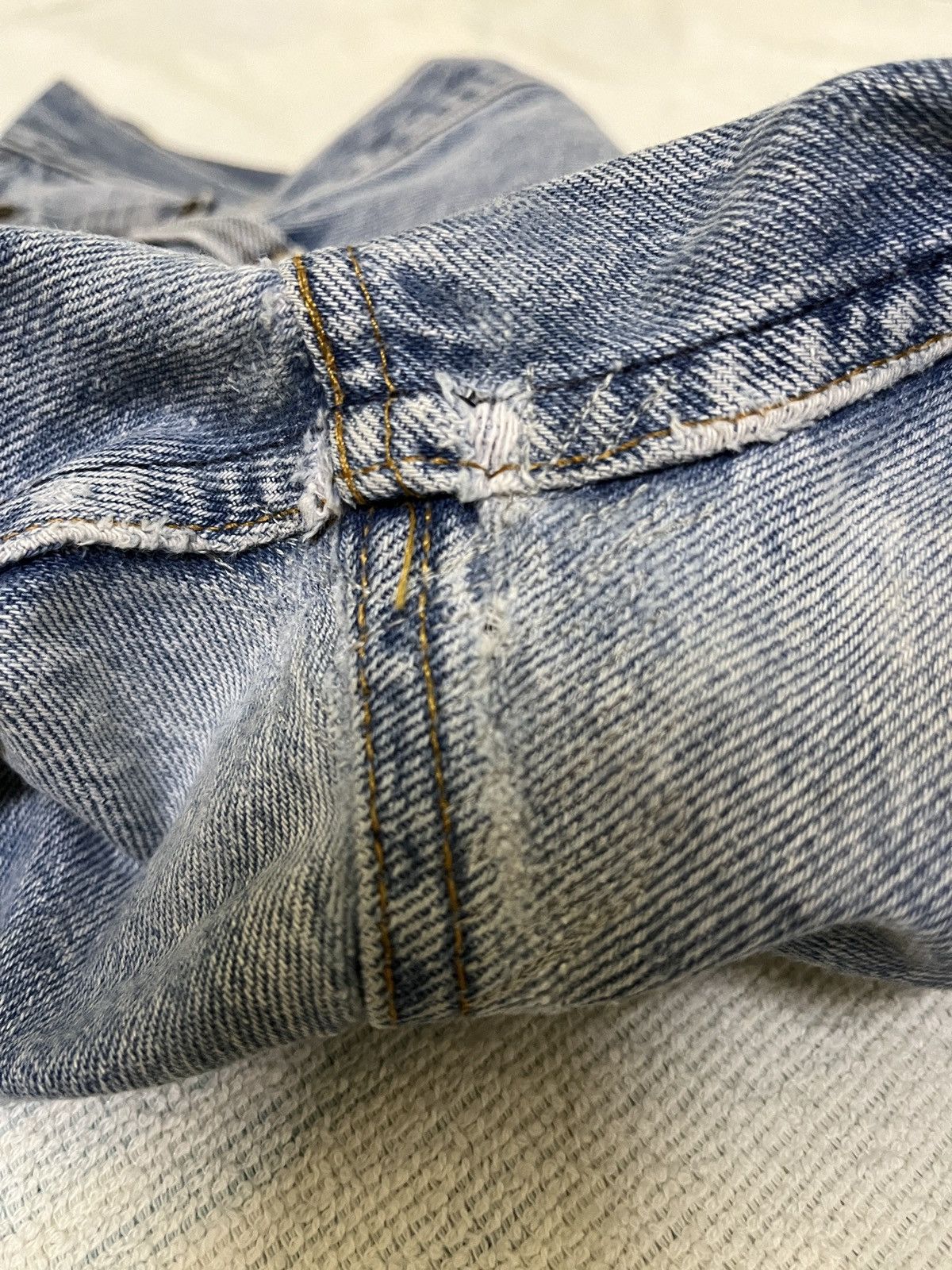Levi's Vintage 80s Levis 501 Distressed Repaired Boro Size US 32 / EU 48 - 25 Thumbnail