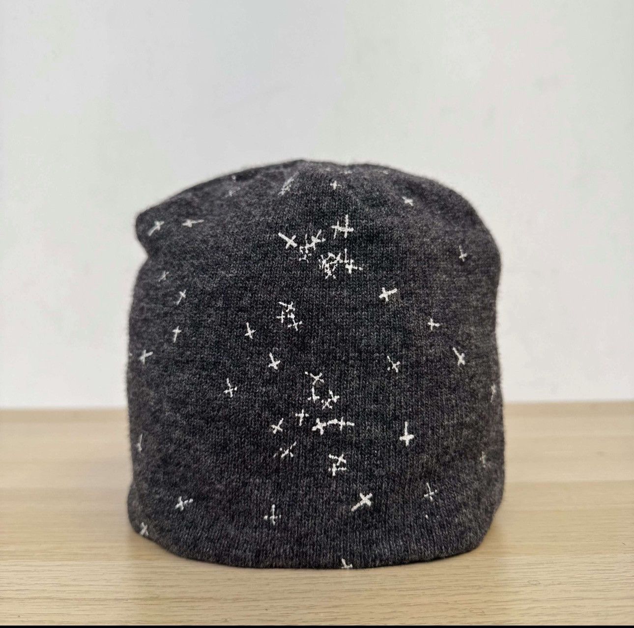 Undercover Undercover 2002 Cross Beanie Size ONE SIZE - 1 Thumbnail