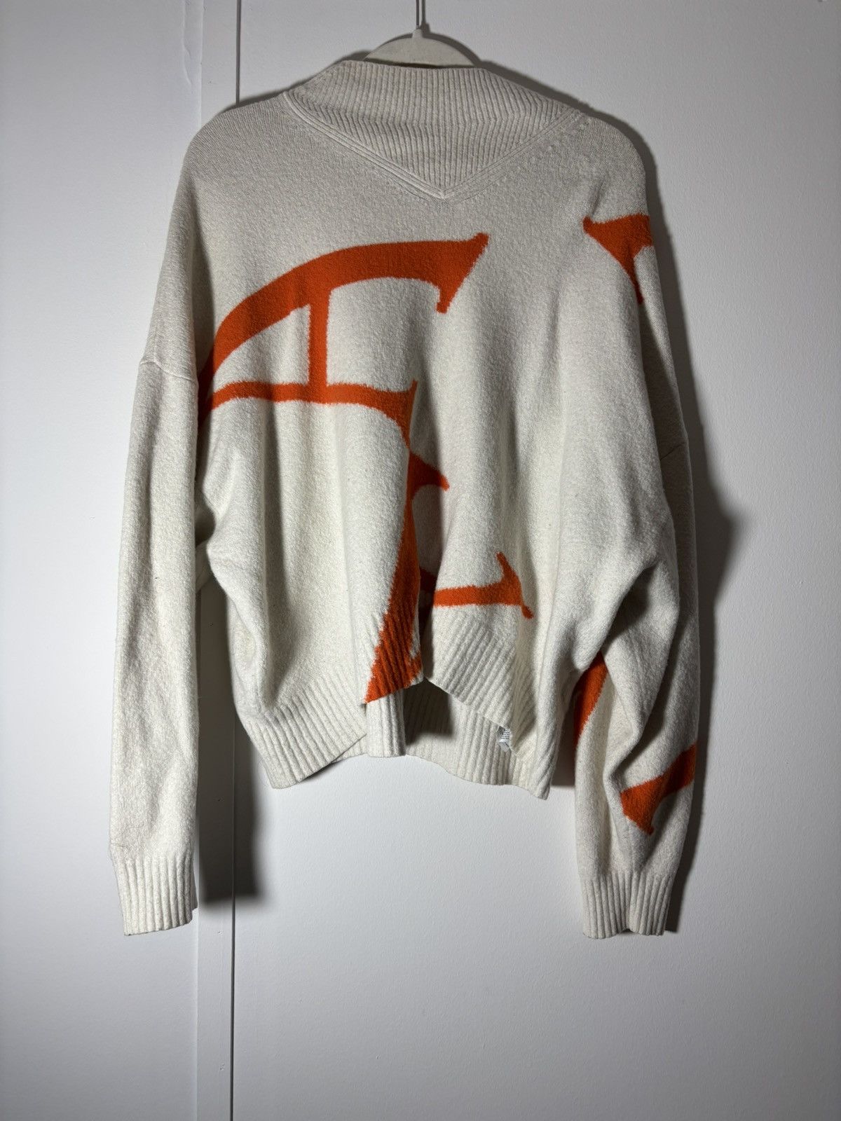 Allsaints Allsaints White and Orange Turtle Neck Size ONE SIZE - 1 Thumbnail