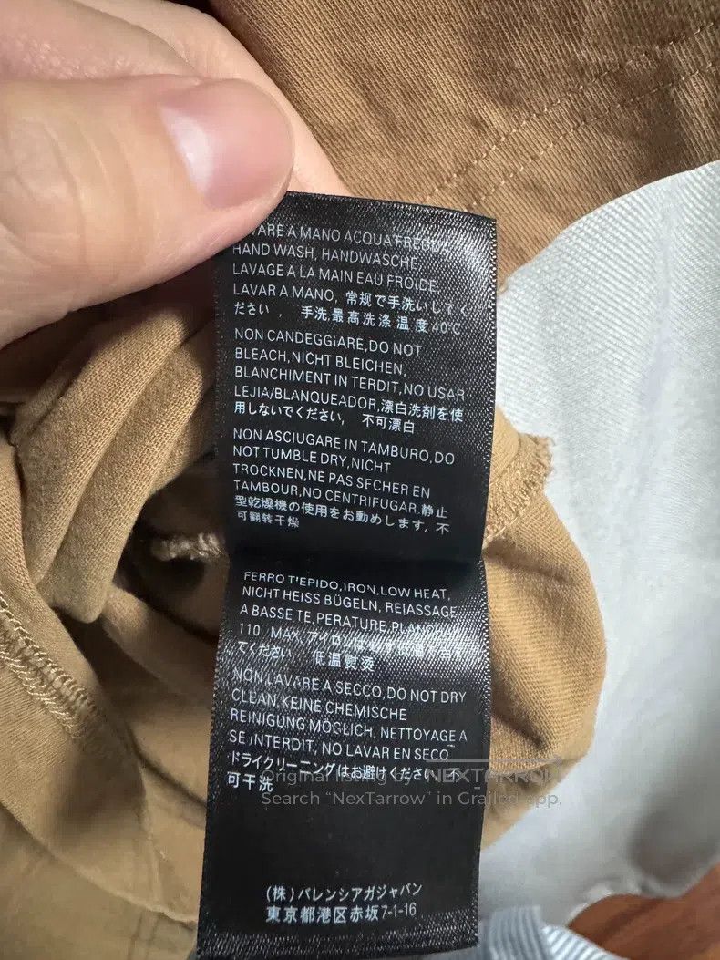 Balenciaga Balenciaga Short-sleeve Size US S / EU 44-46 / 1 - 6 Thumbnail
