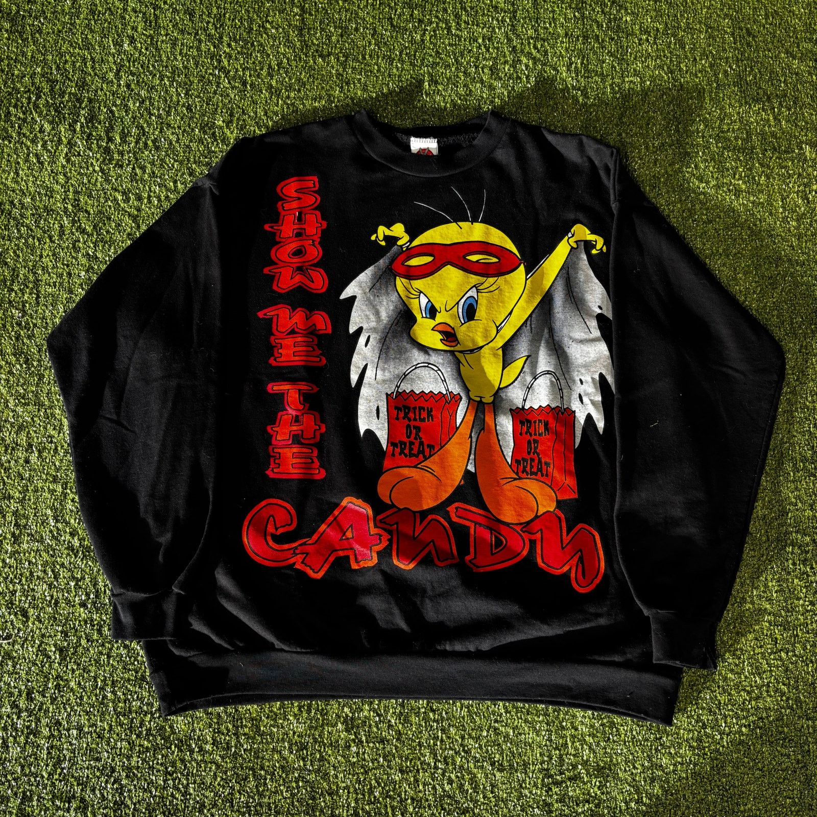 Vintage Vintage 90s Looney tunes Tweety bird crewneck Size US L / EU 52-54 / 3 - 2 Thumbnail