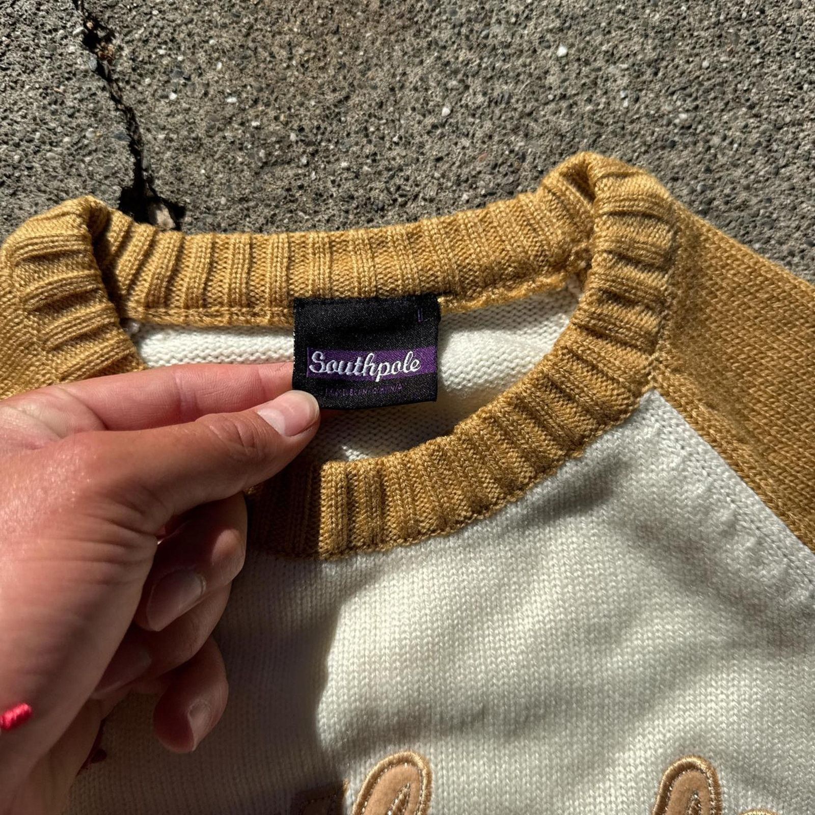 Southpole Vintage Women’s Y2K Southpole Sweater – Size Large Size L / US 10 / IT 46 - 4 Thumbnail