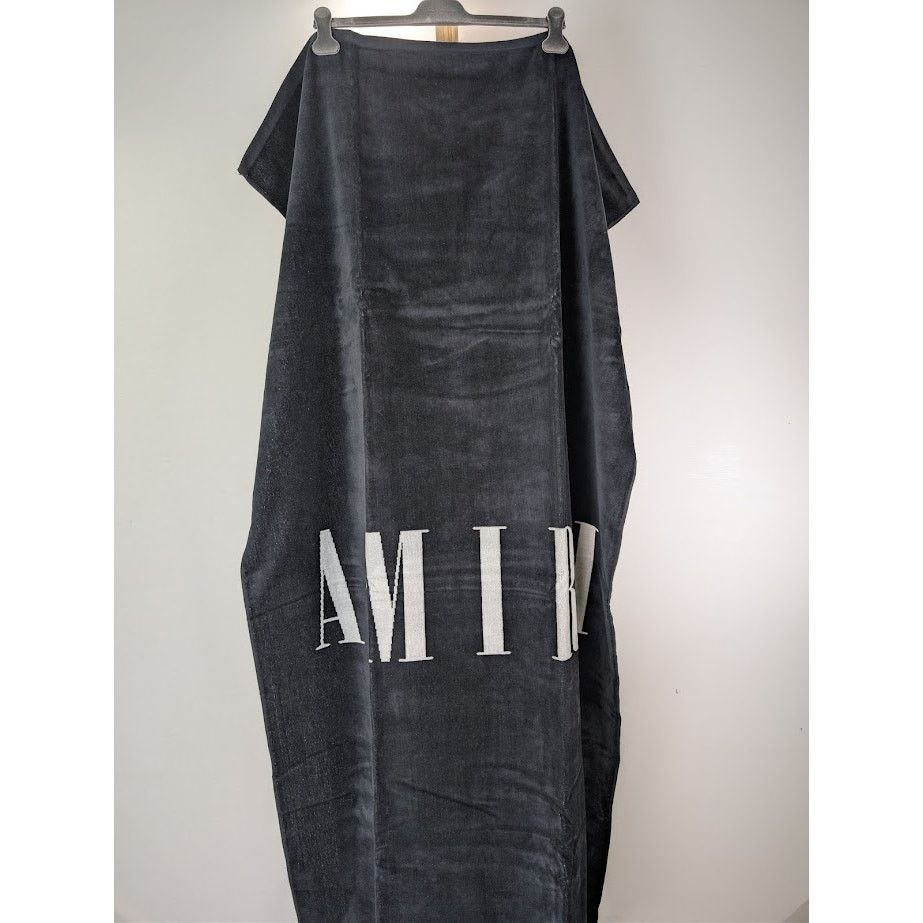 Amiri o1rshd1 Q:5 / Size: OS / Small Logo Towel in Black/White Size ONE SIZE - 7 Thumbnail