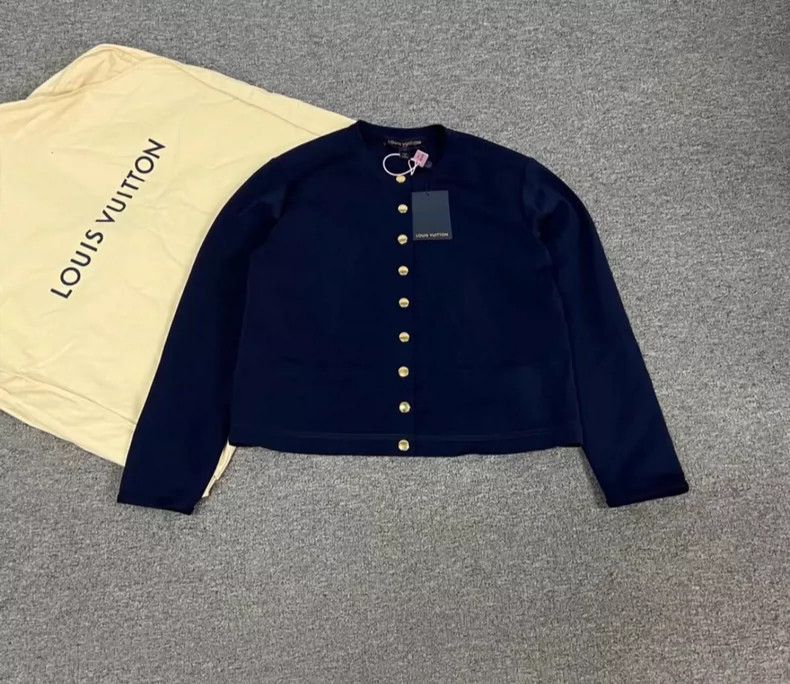 Louis Vuitton louis vuitton short jacket with buttons-dmc Size US M / EU 48-50 / 2 - 1 Thumbnail