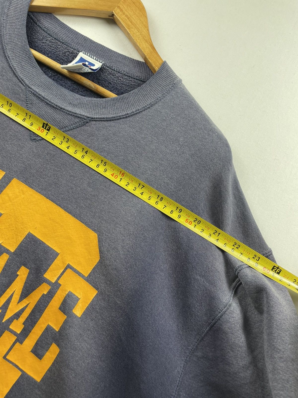 Vintage Rare Vintage Sunfaded University Sweashirt ta by RUSSELL Size US XL / EU 56 / 4 - 9 Thumbnail