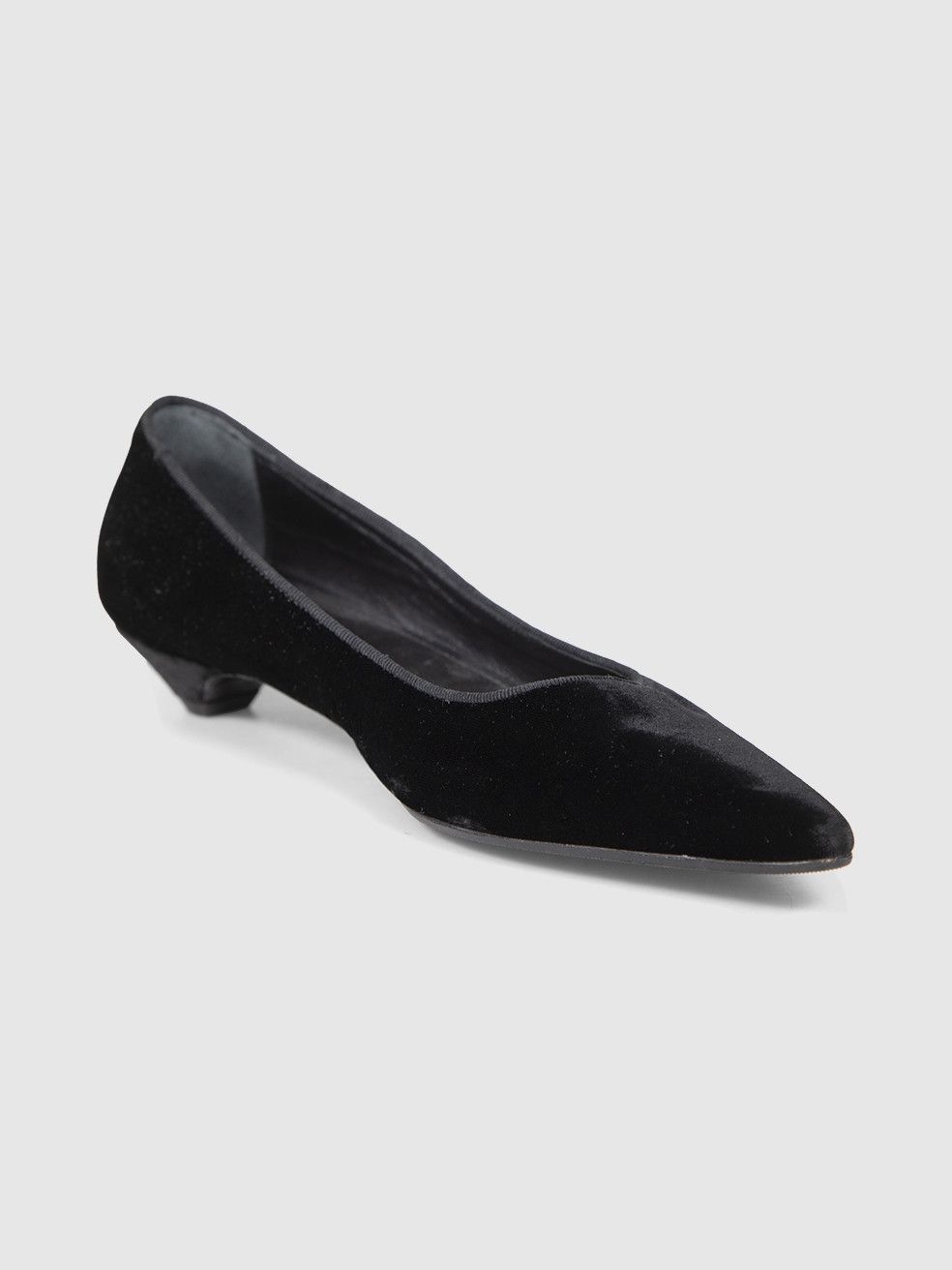 Toteme Black Velvet Kitten Heel Pumps Size US 8 / IT 38 - 1 Thumbnail