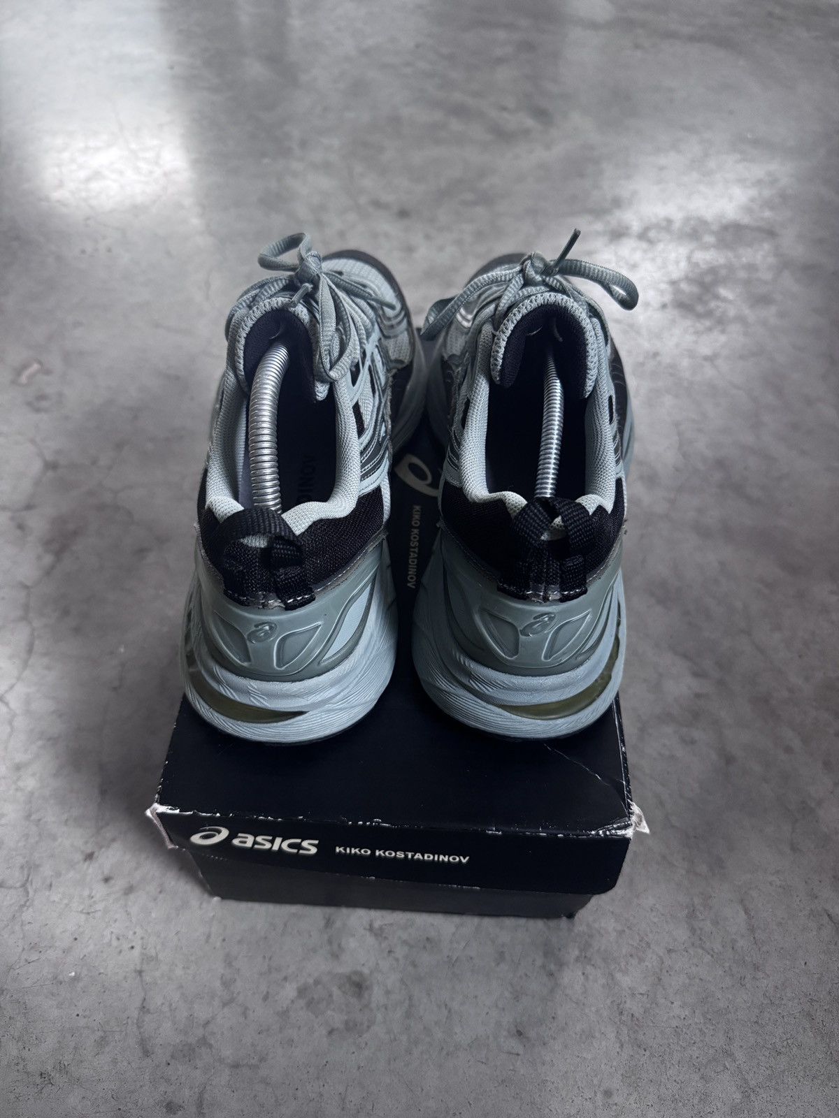 Asics × Kiko Kostadinov Kiko Kostadinov ASICS GEL-Burz 2 mousse de mer Size US 8.5 / EU 41-42 - 3 Thumbnail