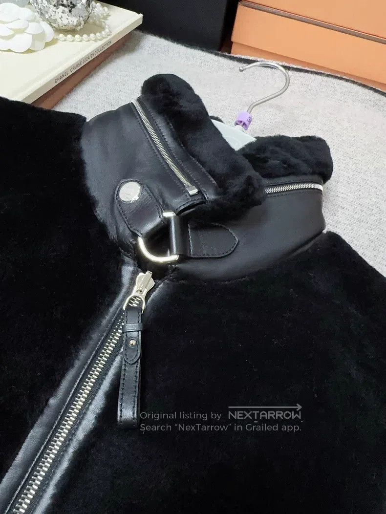 Hermes Hermes Black Leather and Fur Long Sleeve Vest Coat Size XS / US 0-2 / IT 36-38 - 4 Thumbnail