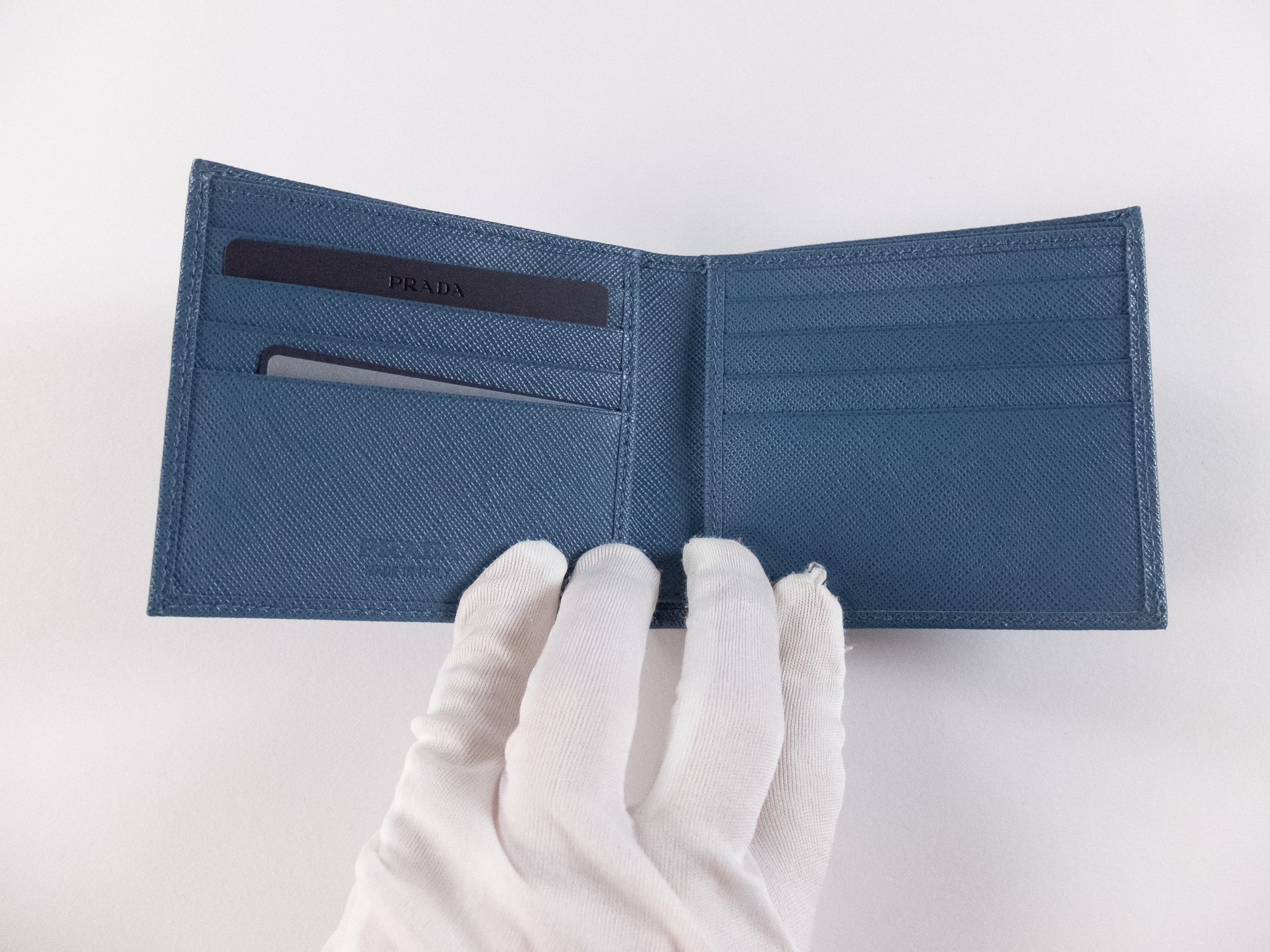 Prada PRADA blue triangle logo Saffiano leather bifold wallet Size ONE SIZE - 5 Thumbnail