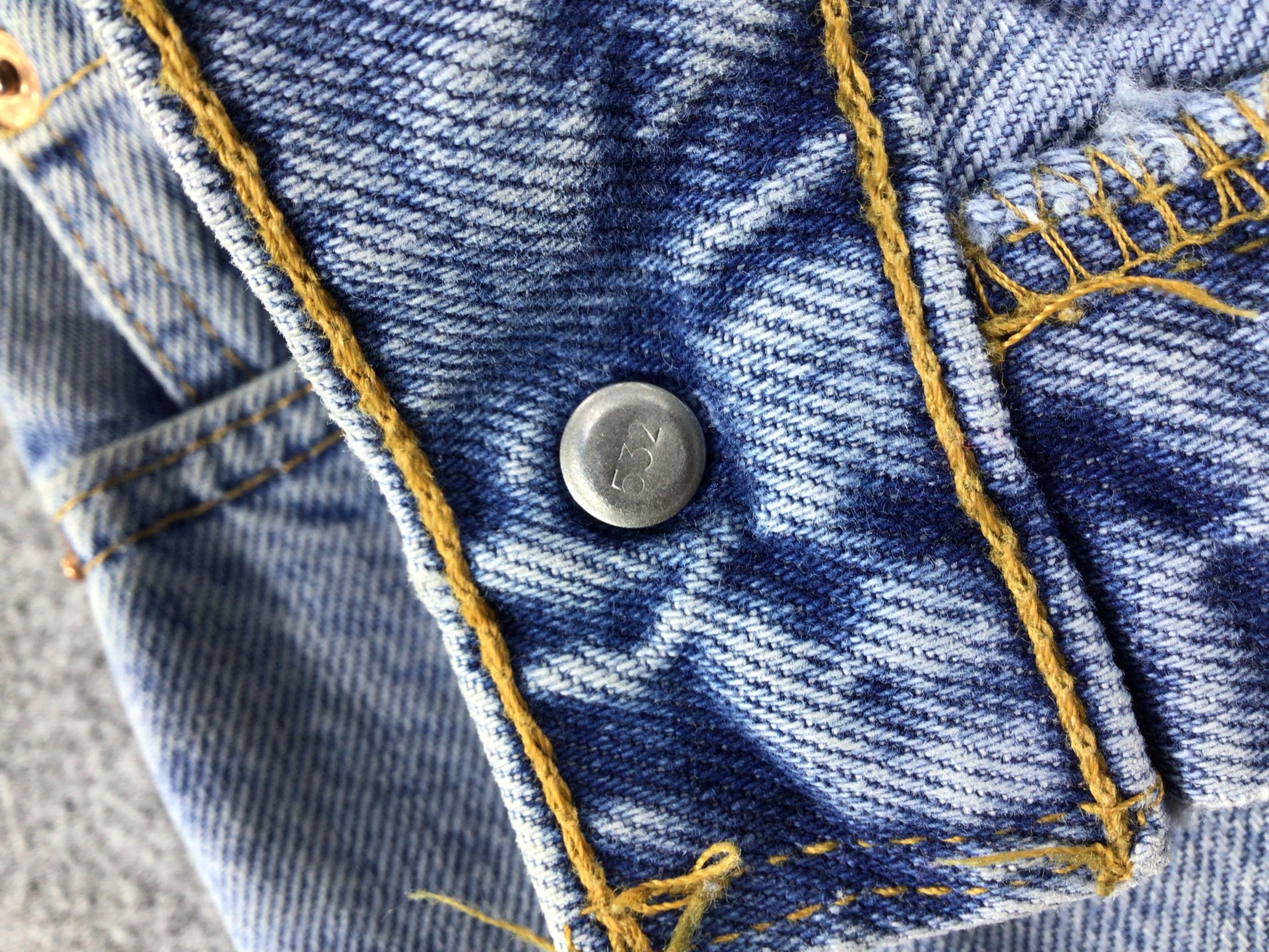 Levi's Vintage 90s Levi's 521 Jeans Medium Wash Denim KJ063 Size US 28 / EU 44 - 10 Thumbnail