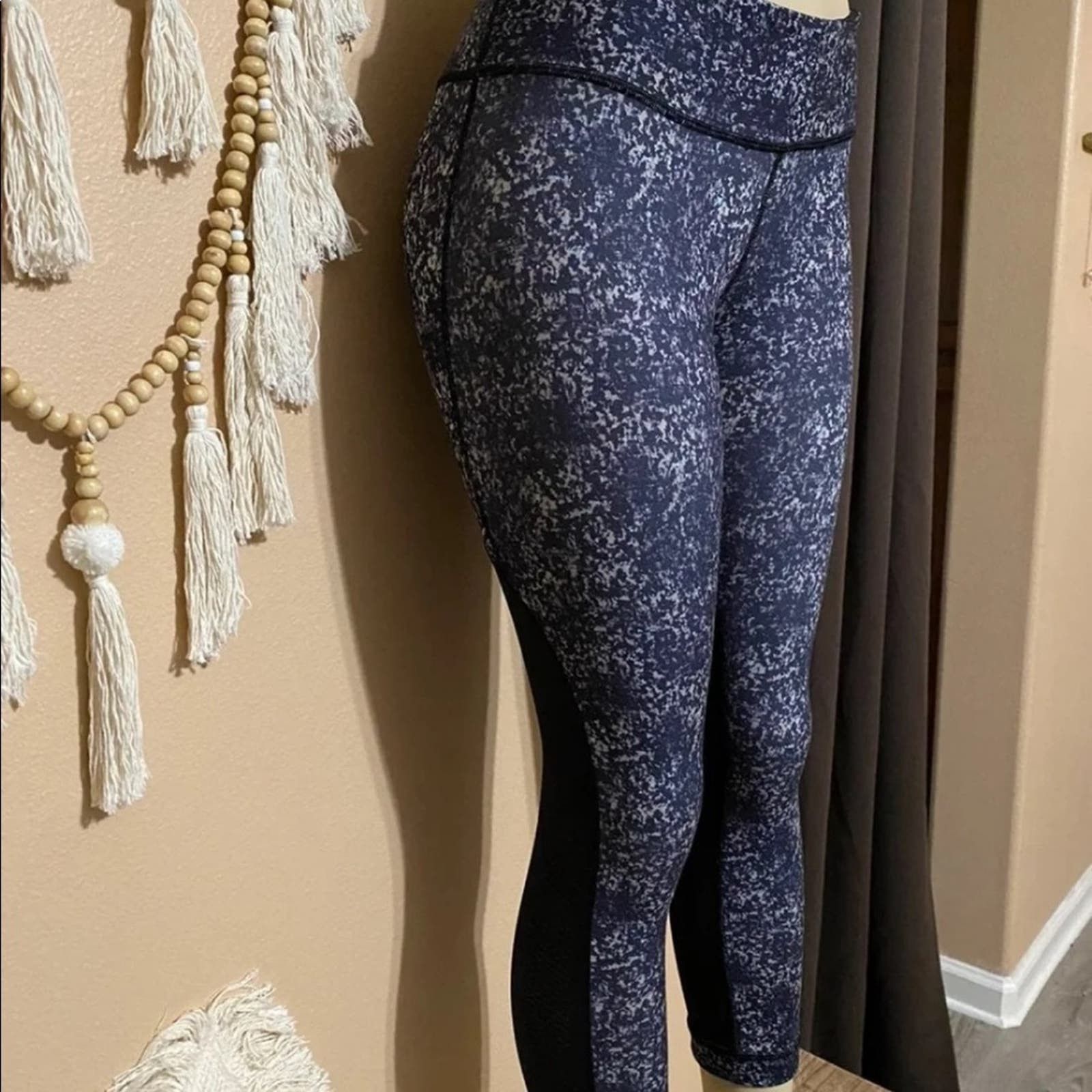Lululemon Lululemon leggings Size US 26 / EU 42 - 7 Thumbnail